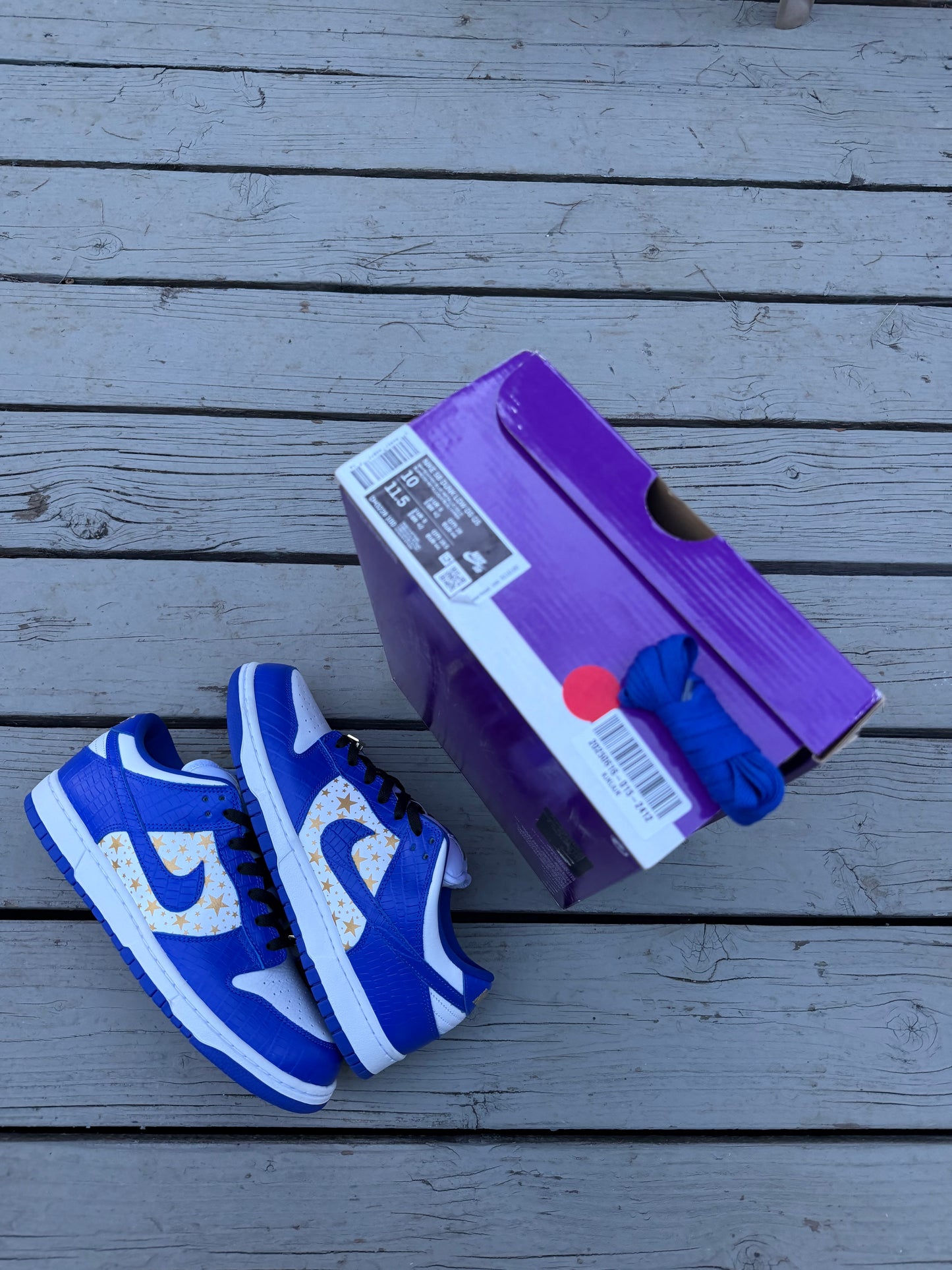 Size 10 - Supreme x Nike Dunk Low SB QS Hyper Royal