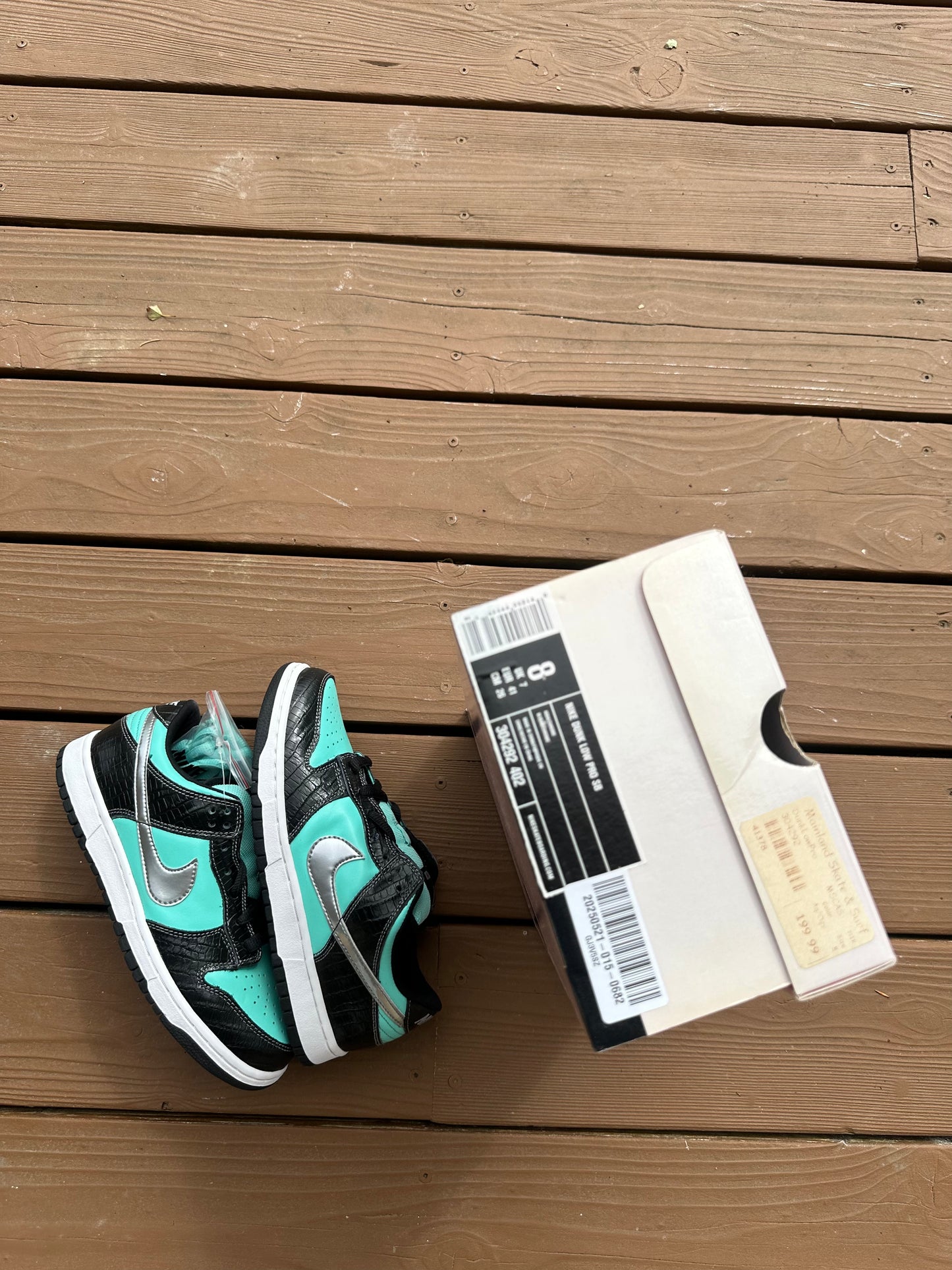 Size 8 - Nike SB Dunk Low Pro x Diamond Supply Co. Tiffany