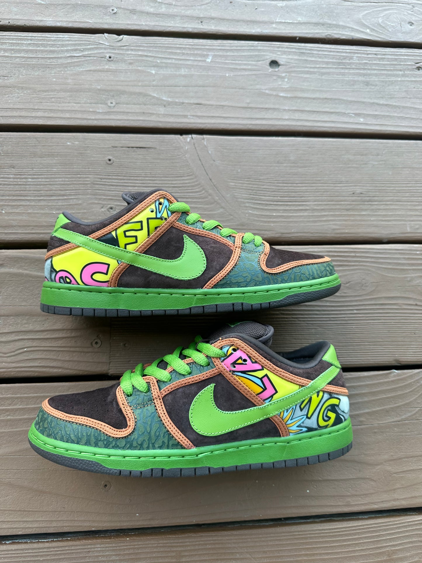 Size 8.5 - Nike Dunk Low Premium SB De La Soul