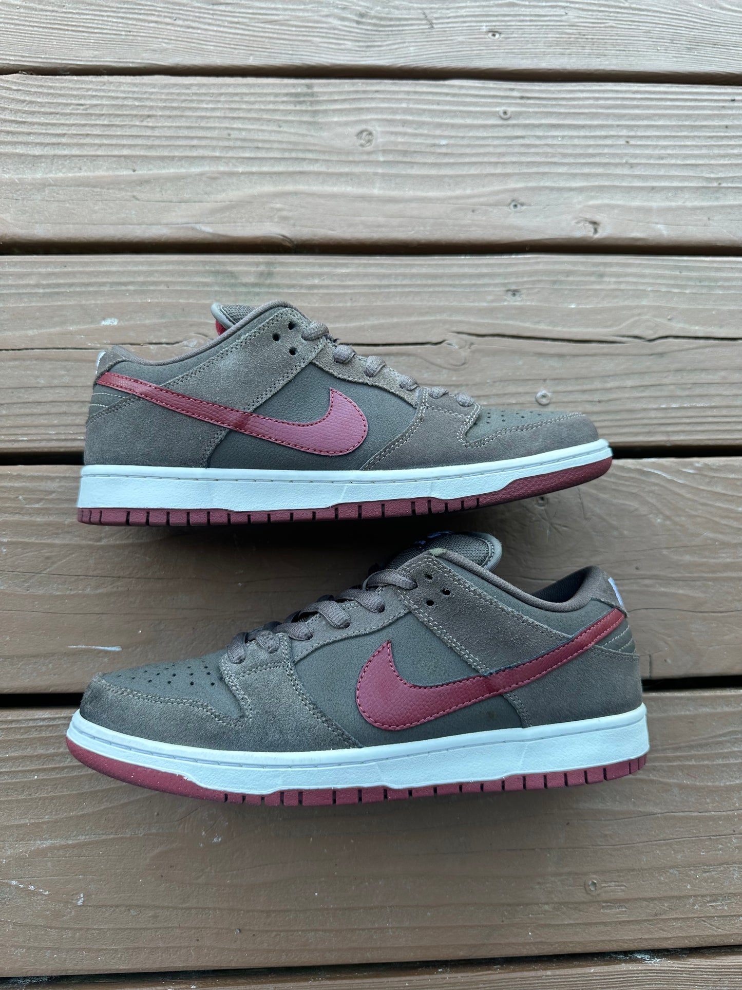 Size 9 - Nike Dunk Low Pro SB Ironstone