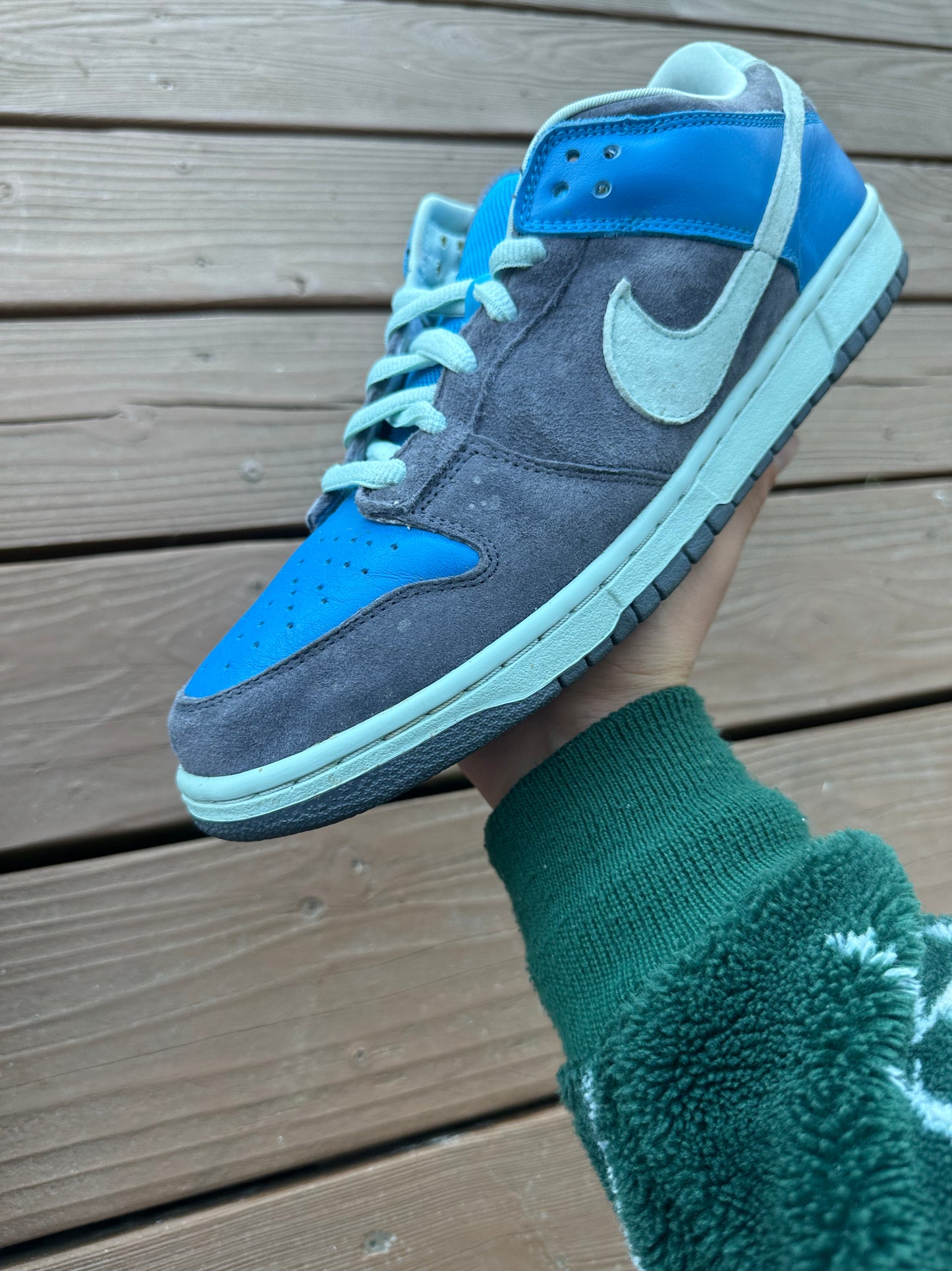 Size 11.5 - Nike Dunk Low Pro SB Aqua Chalk