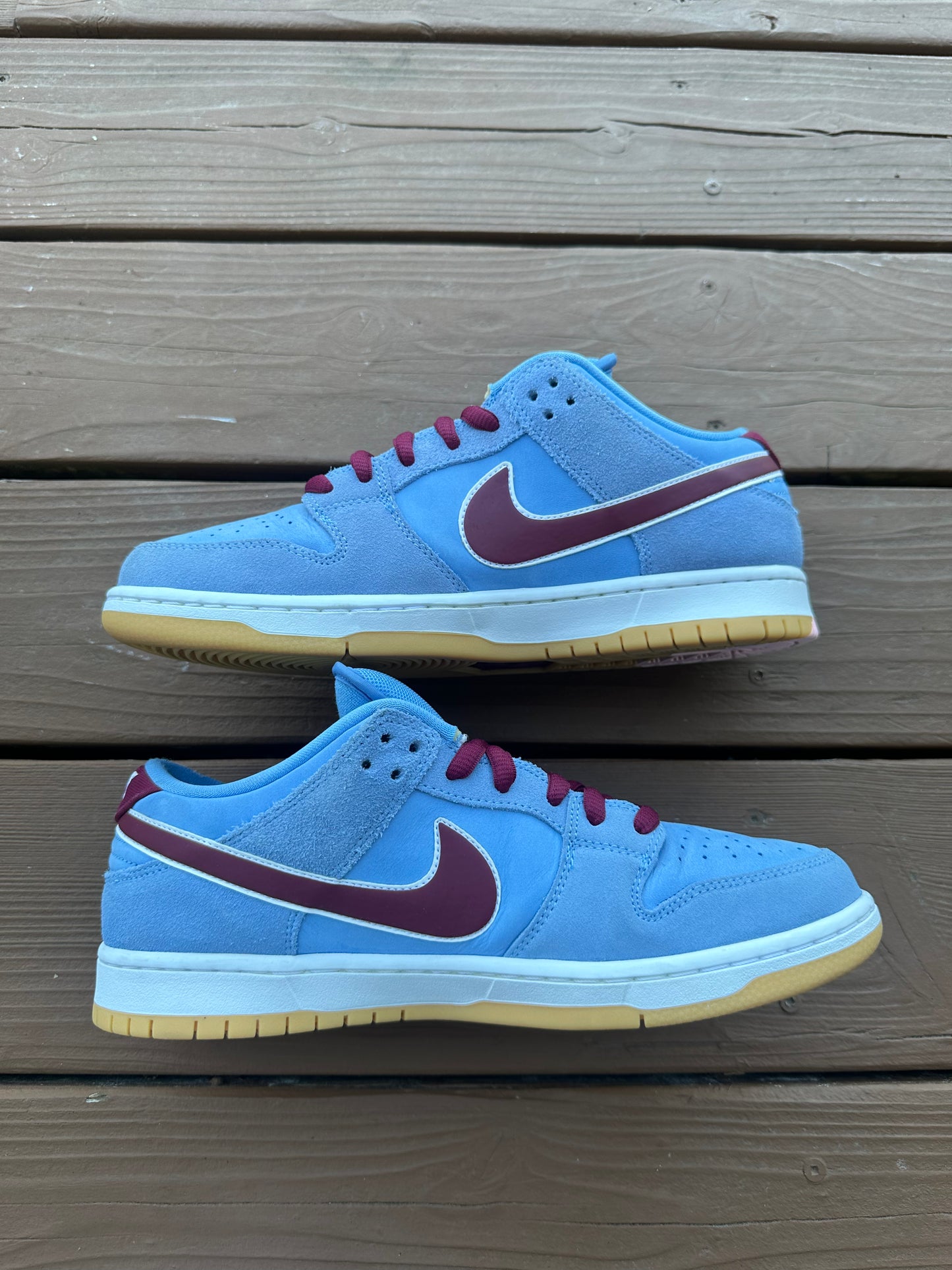 Size 10 - Nike Dunk Low Pro SB Phillies