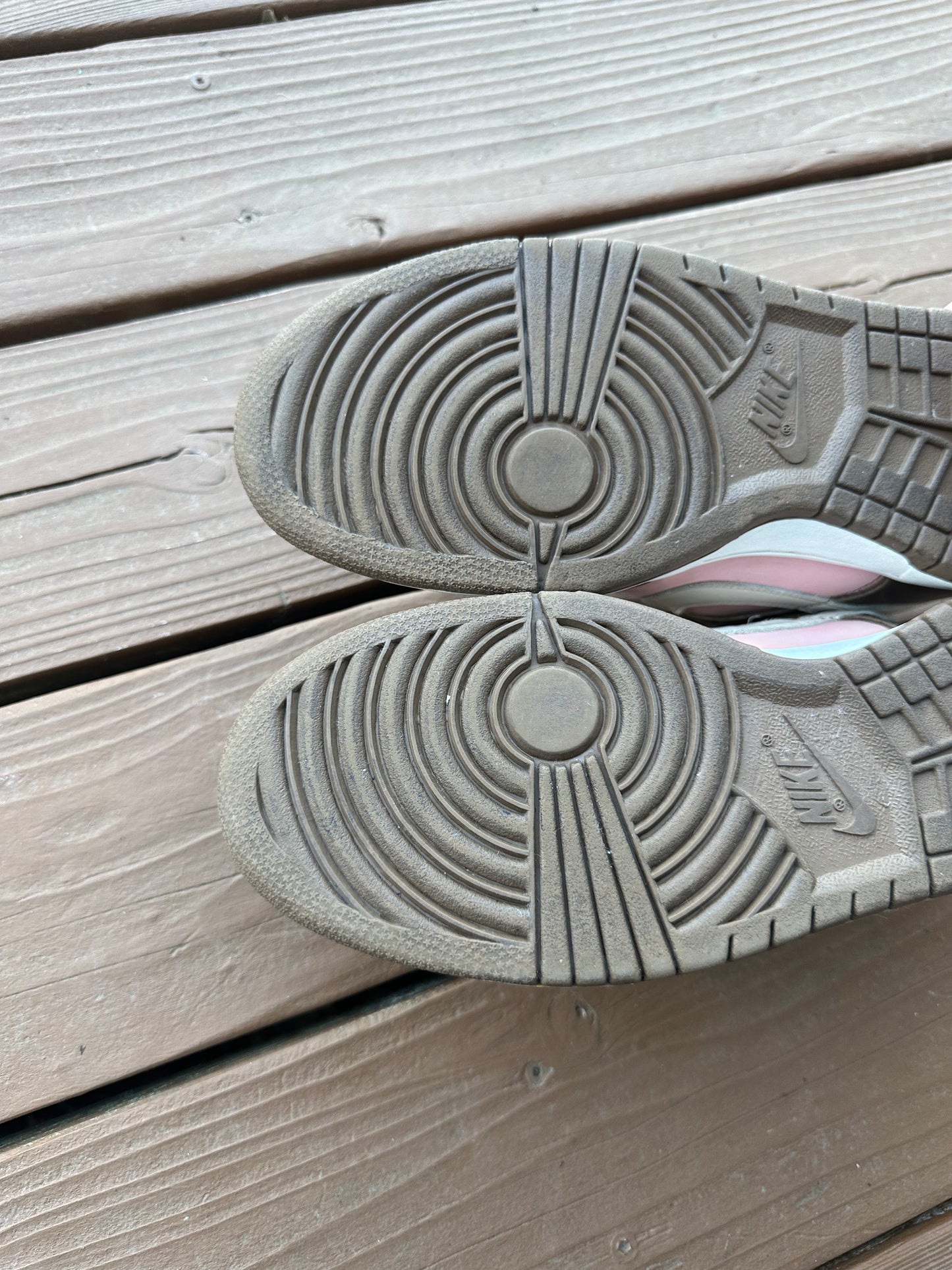Size 9.5 - Nike SB x Stussy Dunk Low Pro Cherry