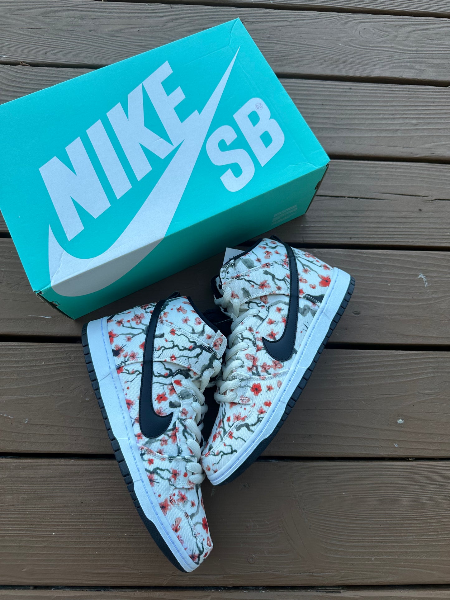 Size 10 - Nike Dunk High Pro SB Cherry Blossom