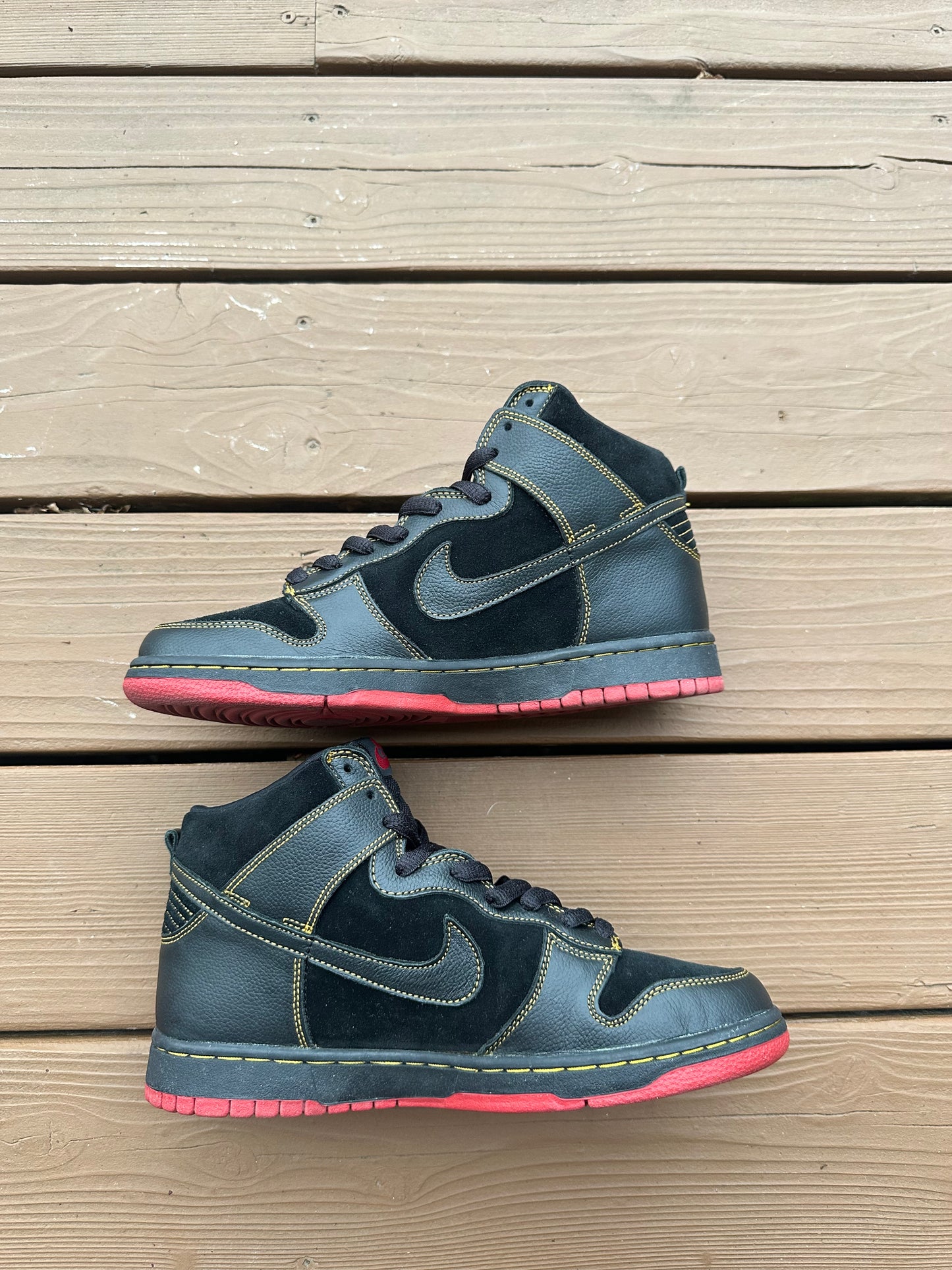 Size 9.5 - Nike Dunk High Pro SB Unlucky