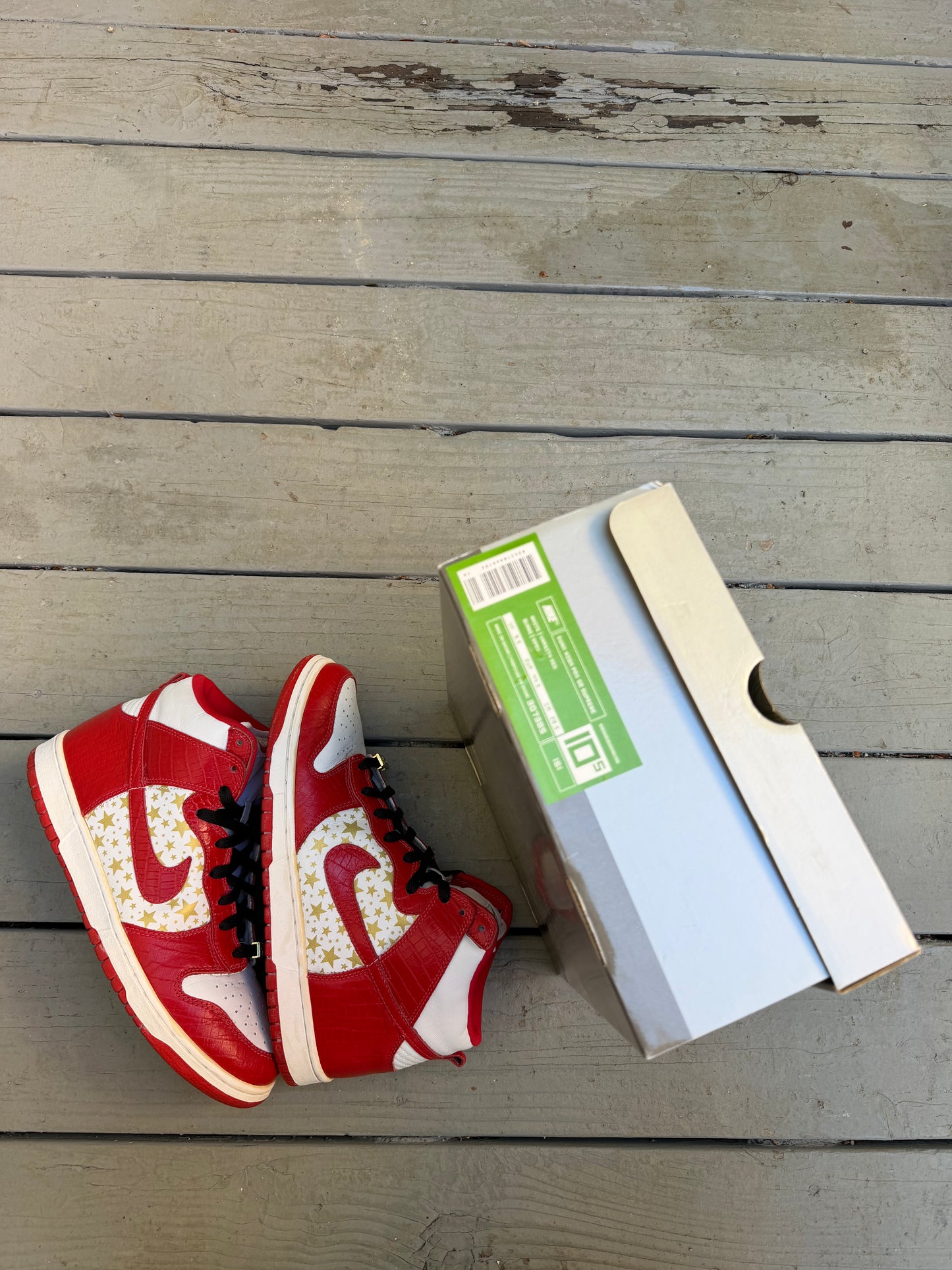 Size 10.5 - Supreme x Dunk High Pro SB Red Stars