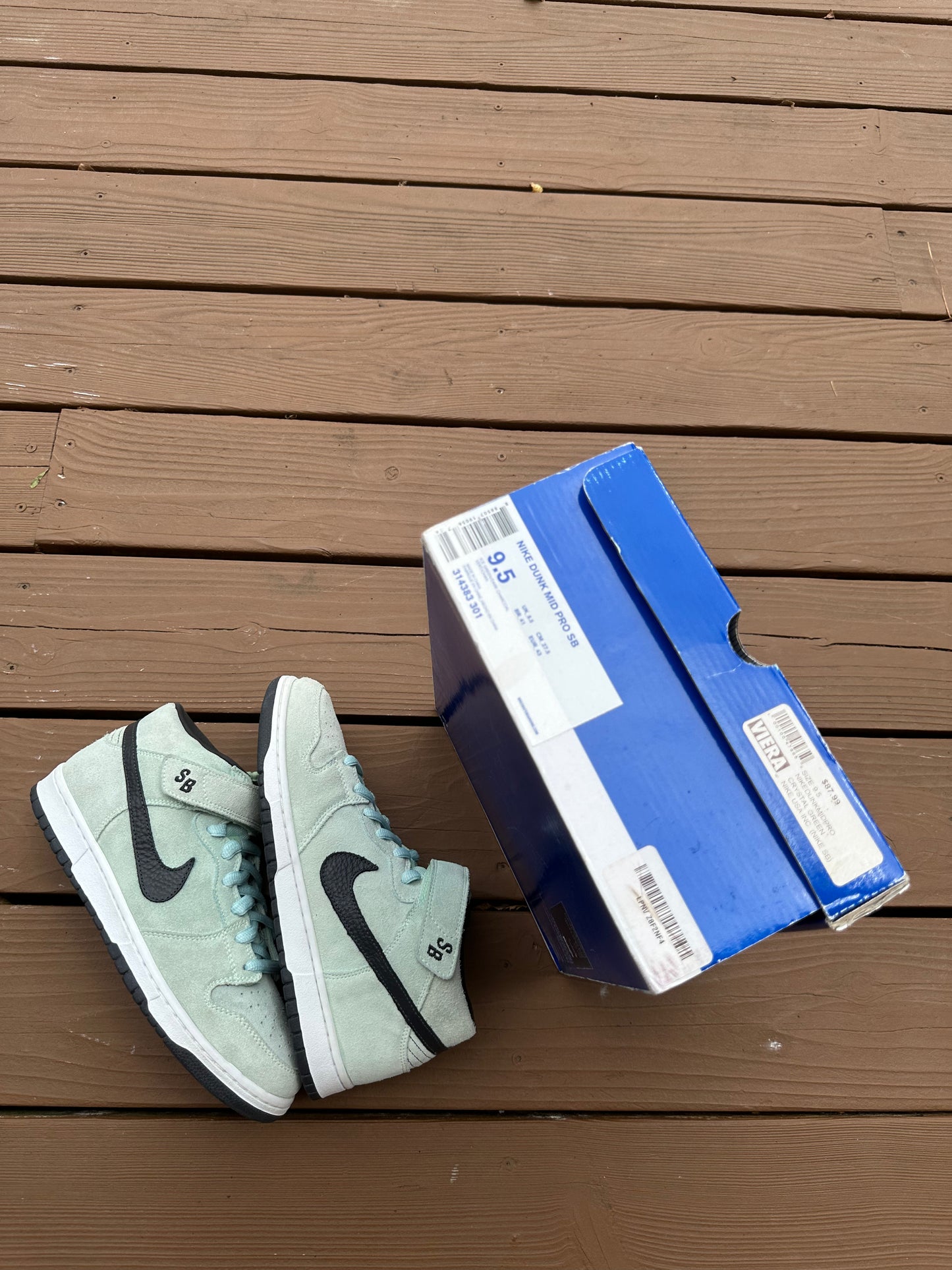 Size 9.5 - Nike Dunk Mid Pro SB Sea Crystal