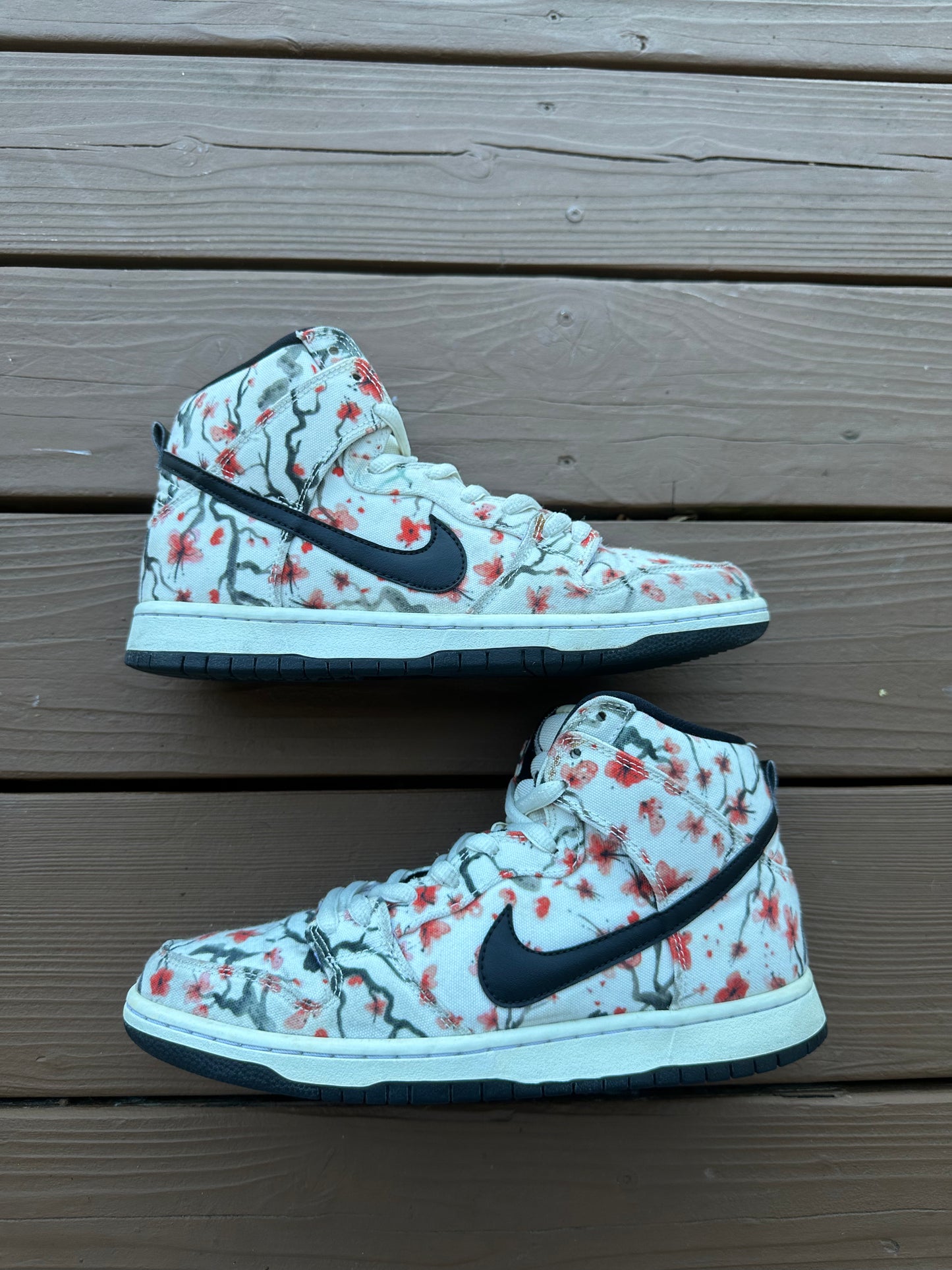 Size 9 - Nike Dunk High Pro SB Cherry Blossom