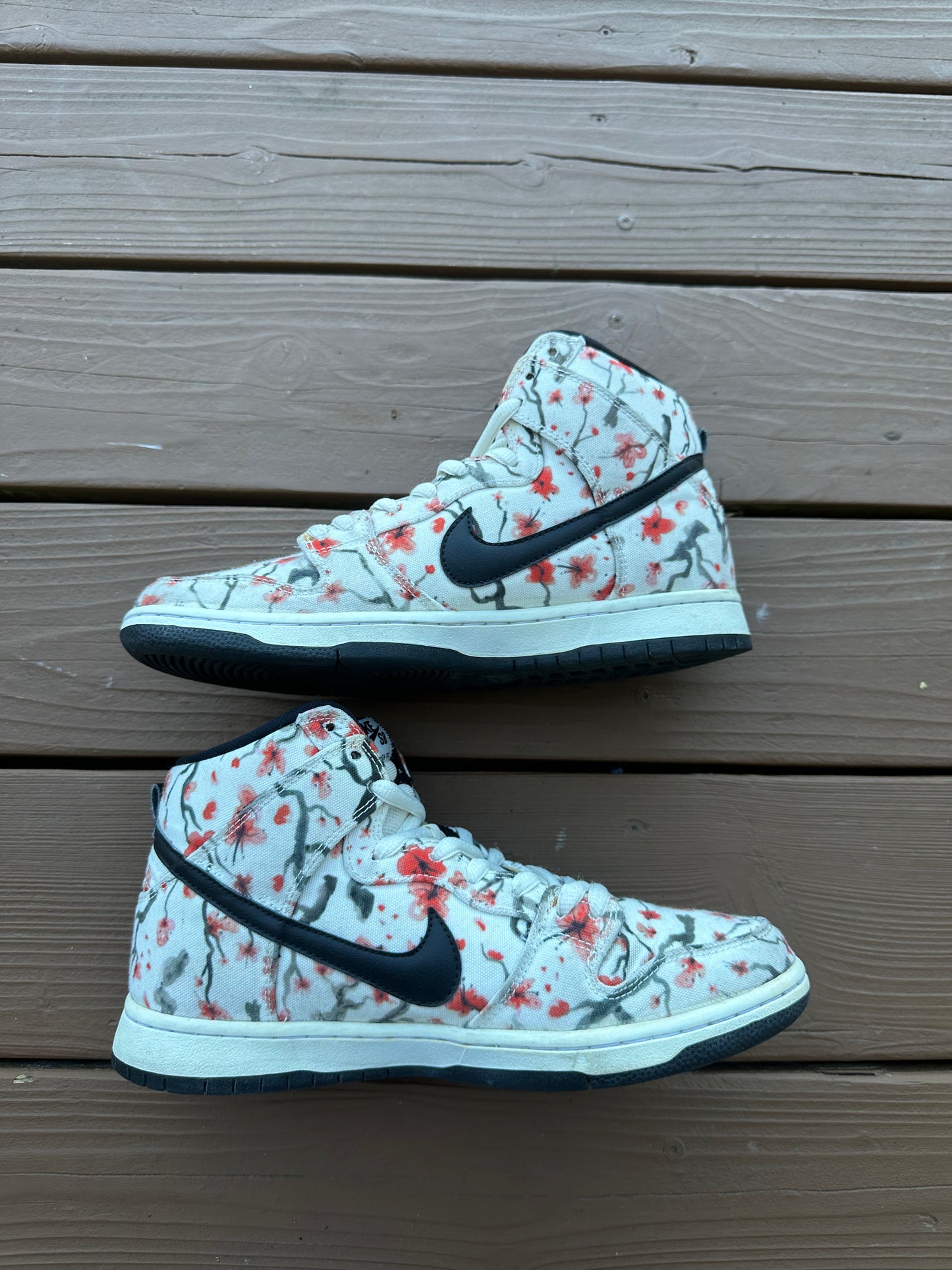 Size 9 - Nike Dunk High Pro SB Cherry Blossom