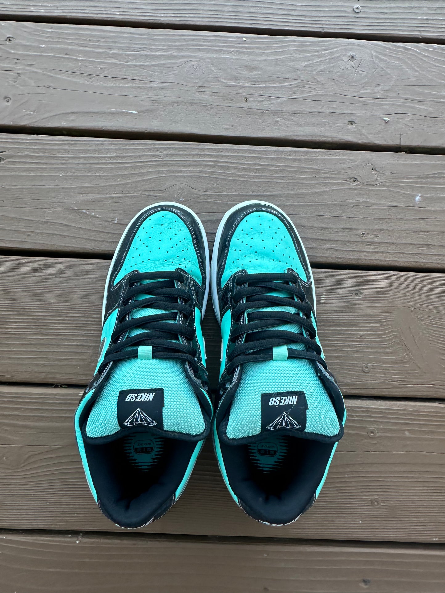 Size 11 - Nike SB Dunk Low Pro x Diamond Supply Co. Tiffany