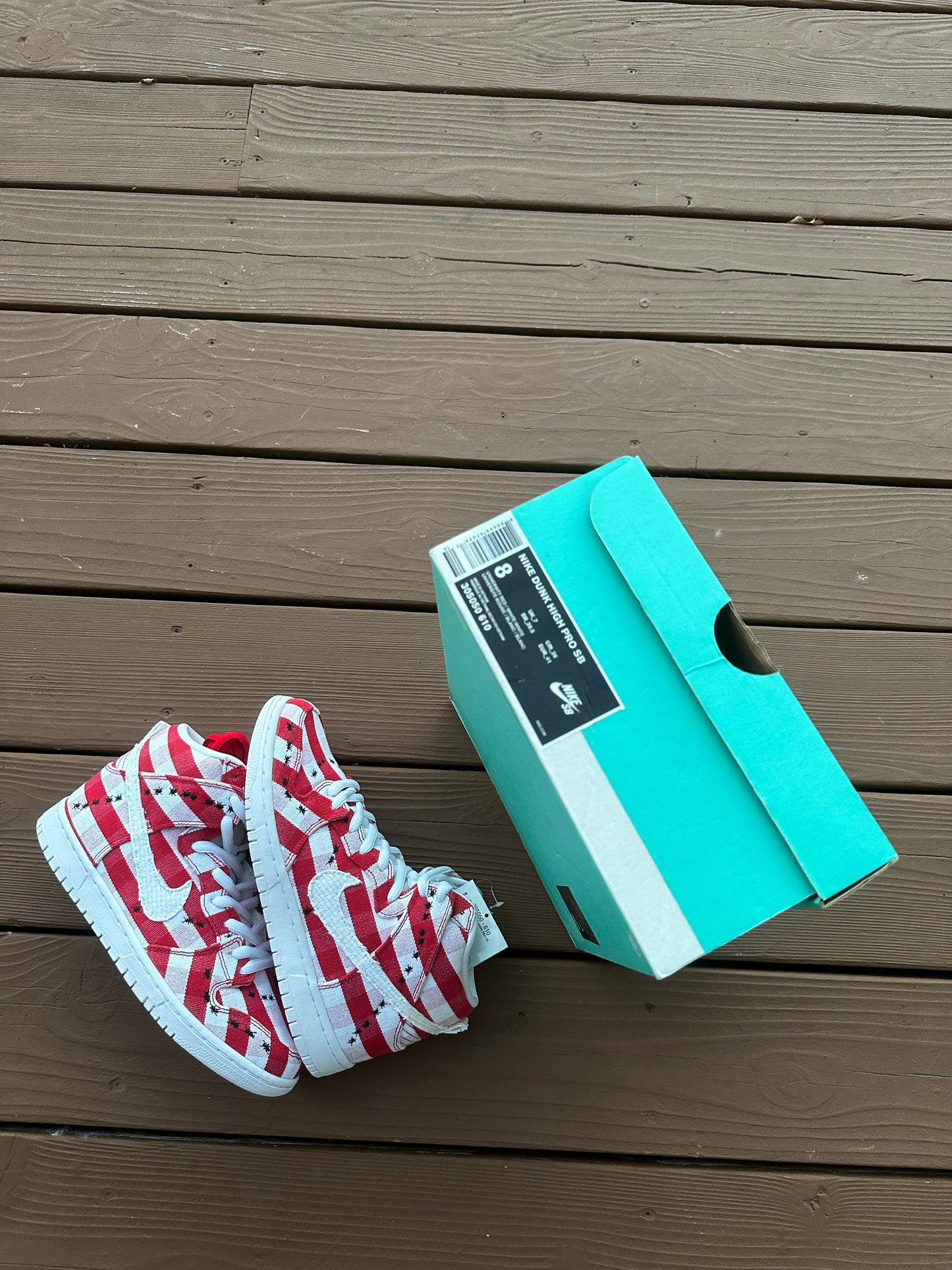 Size 8 - Nike Dunk High Pro SB Picnic