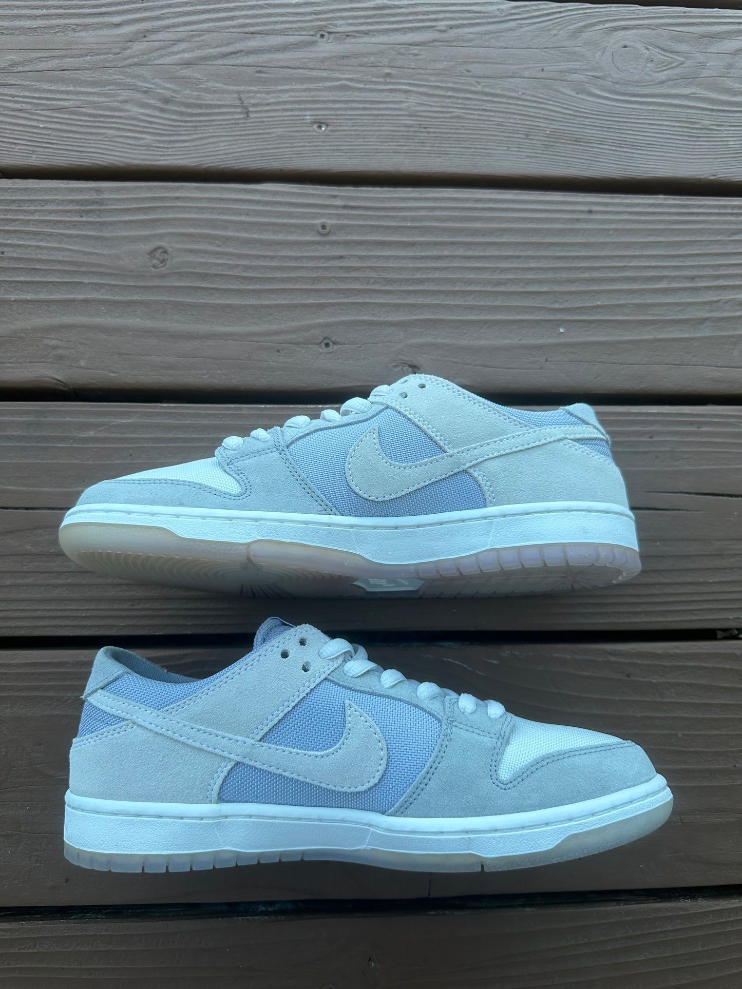 Size 9.5 - Zoom Dunk Low Pro SB Summit White
