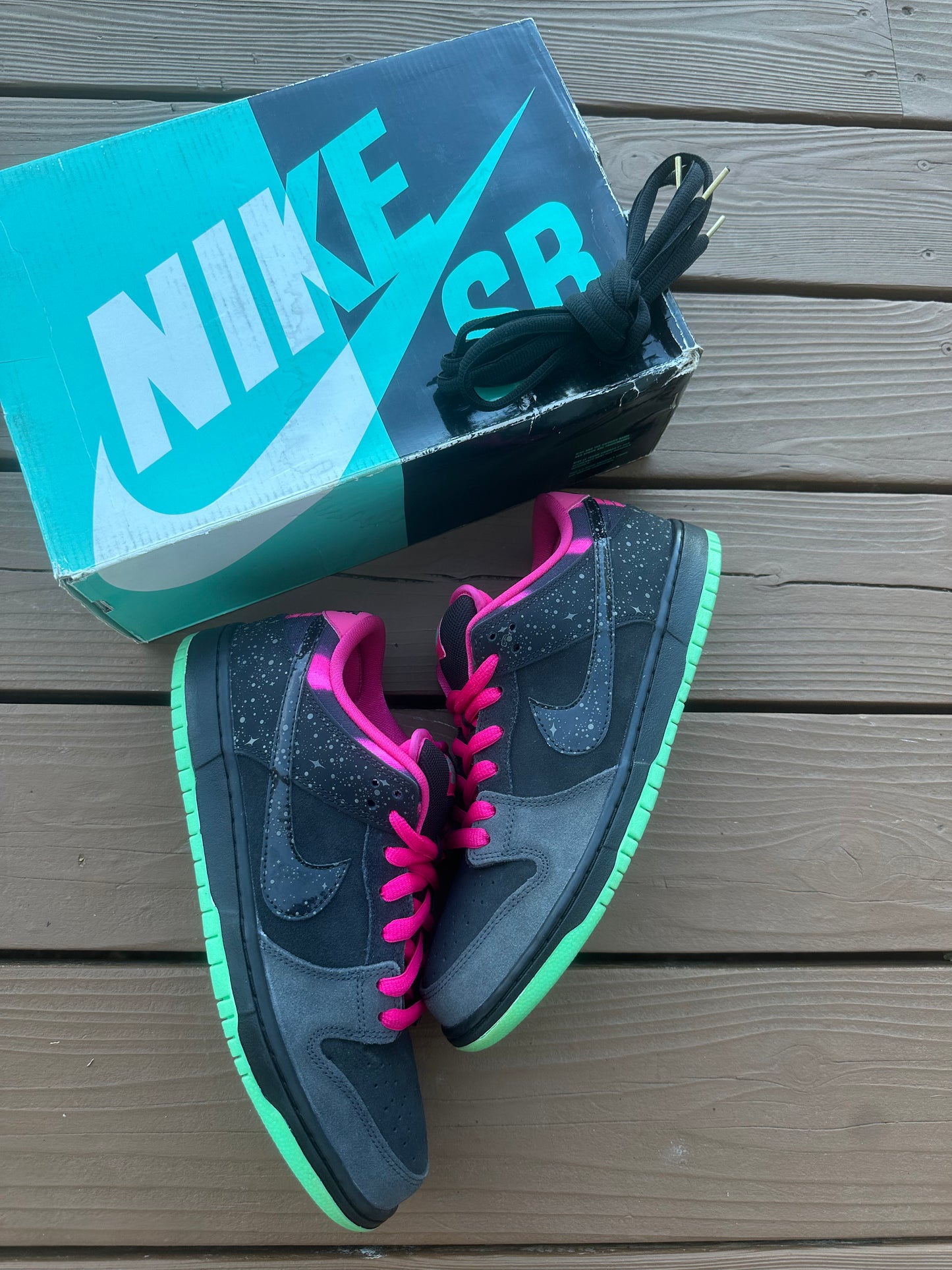 Size 10.5 - Nike Dunk Low Premium SB Northern Lights