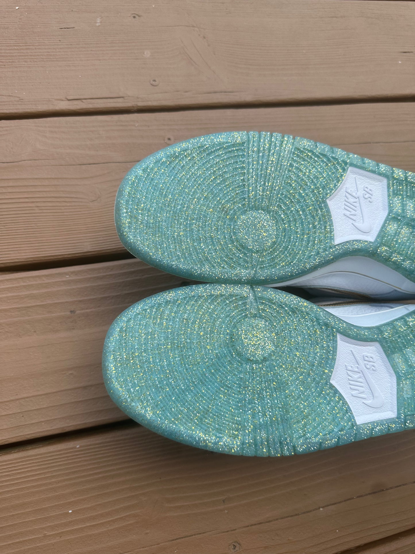 Size 10 - Sean Cliver x Nike SB Dunk Low Pro QS 'Holiday Special Box'