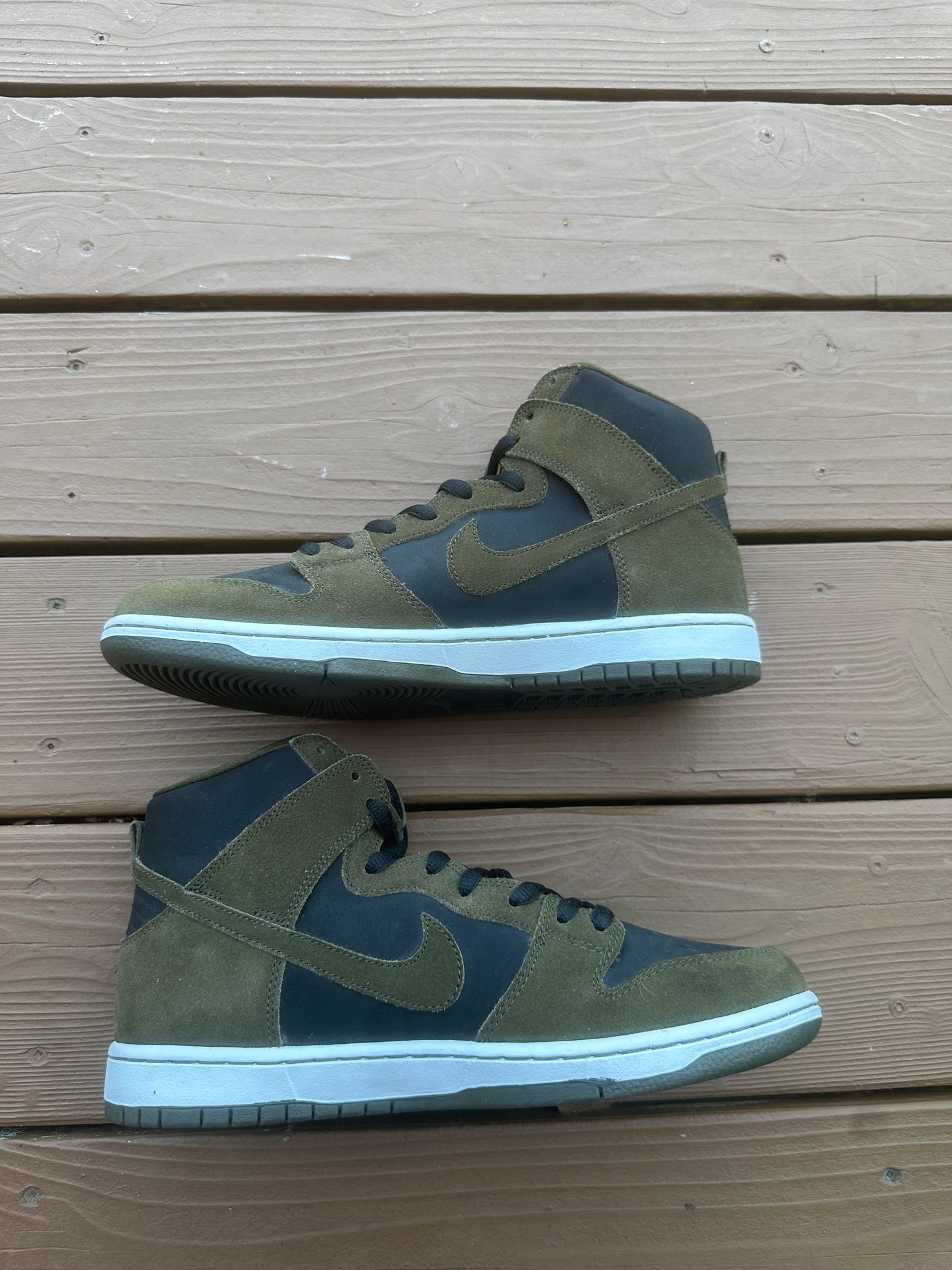 Size 11 - Nike SB Zoom Dunk High Pro Dark Loden