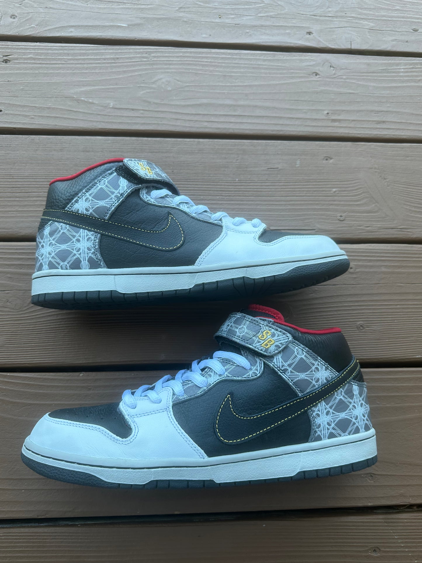Size 11.5 - Nike Dunk Mid Elite SB Beijing Triumvir Fly