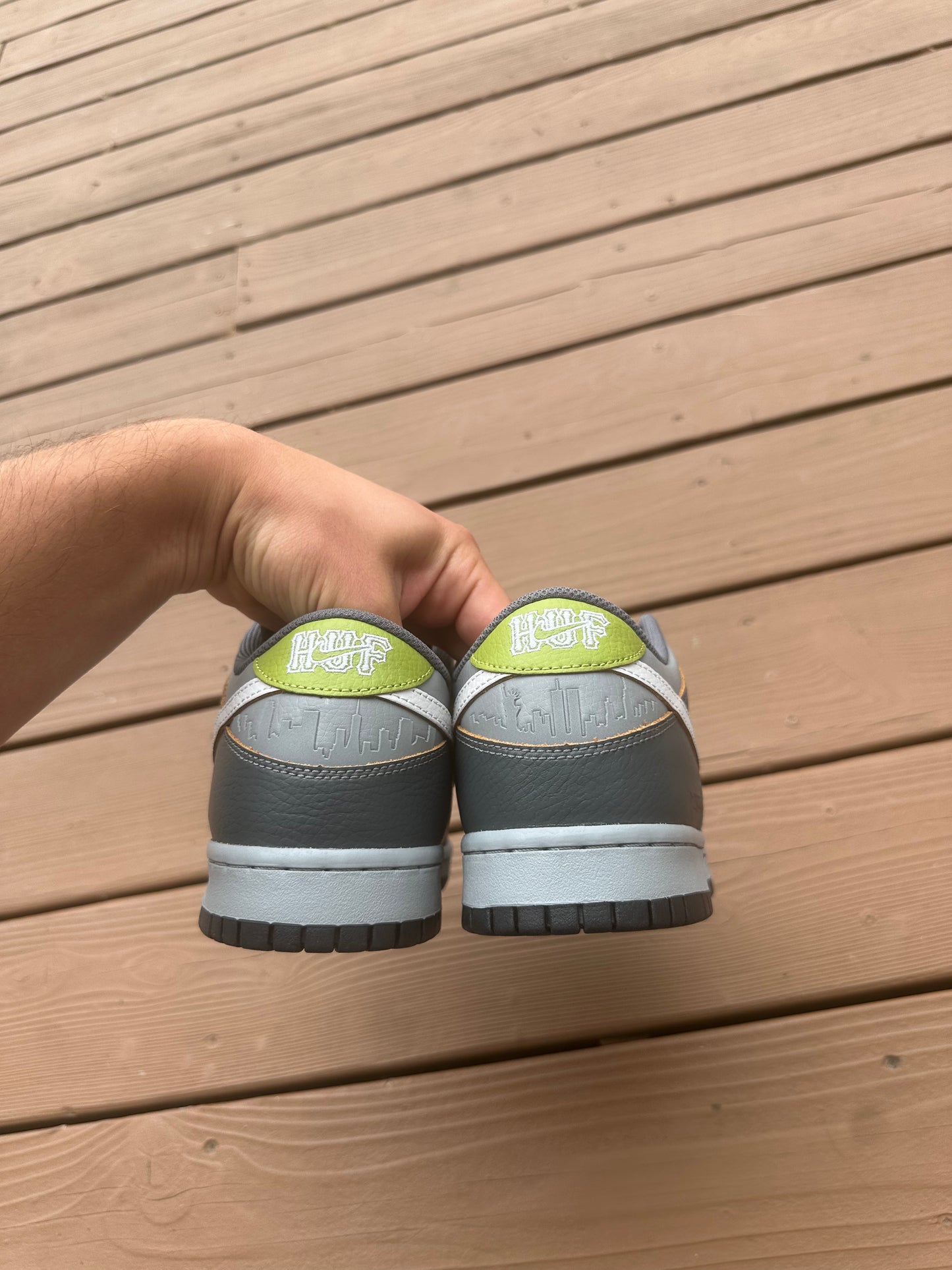 Size 10 - HUF x Nike SB Dunk Low OG QS 'Wait, What!?' Friends & Family