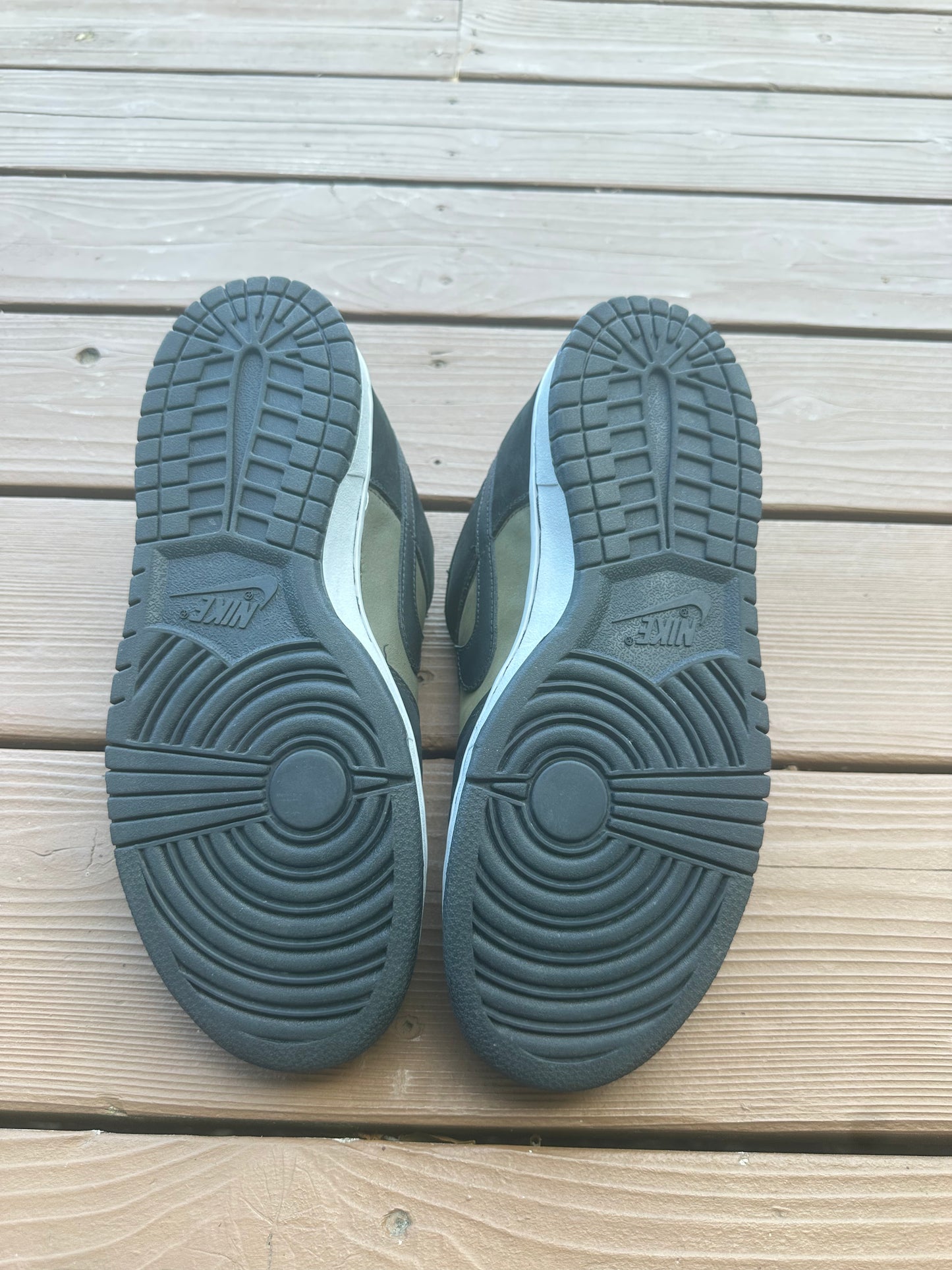 Size 9.5 - Nike Dunk Low Pro SB Loden