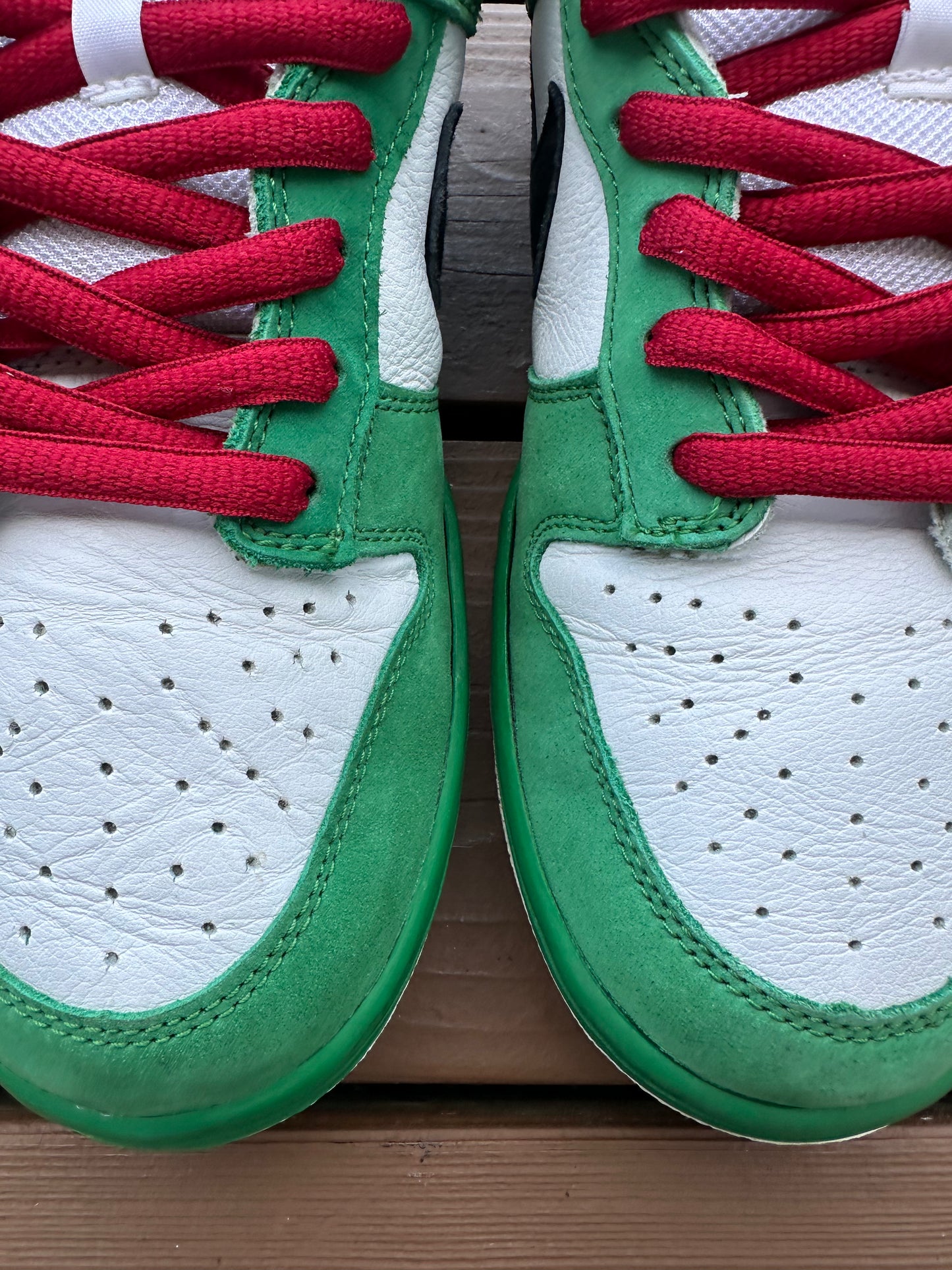 Size 11 - Nike Dunk Low Pro SB Heineken