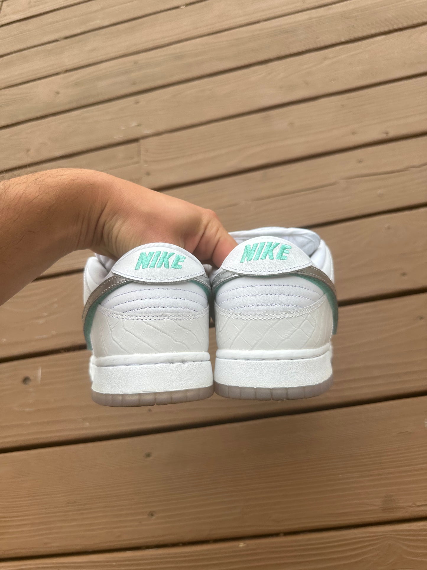 Size 10 - Diamond Supply Co. x Nike SB Dunk Low Pro White Diamond
