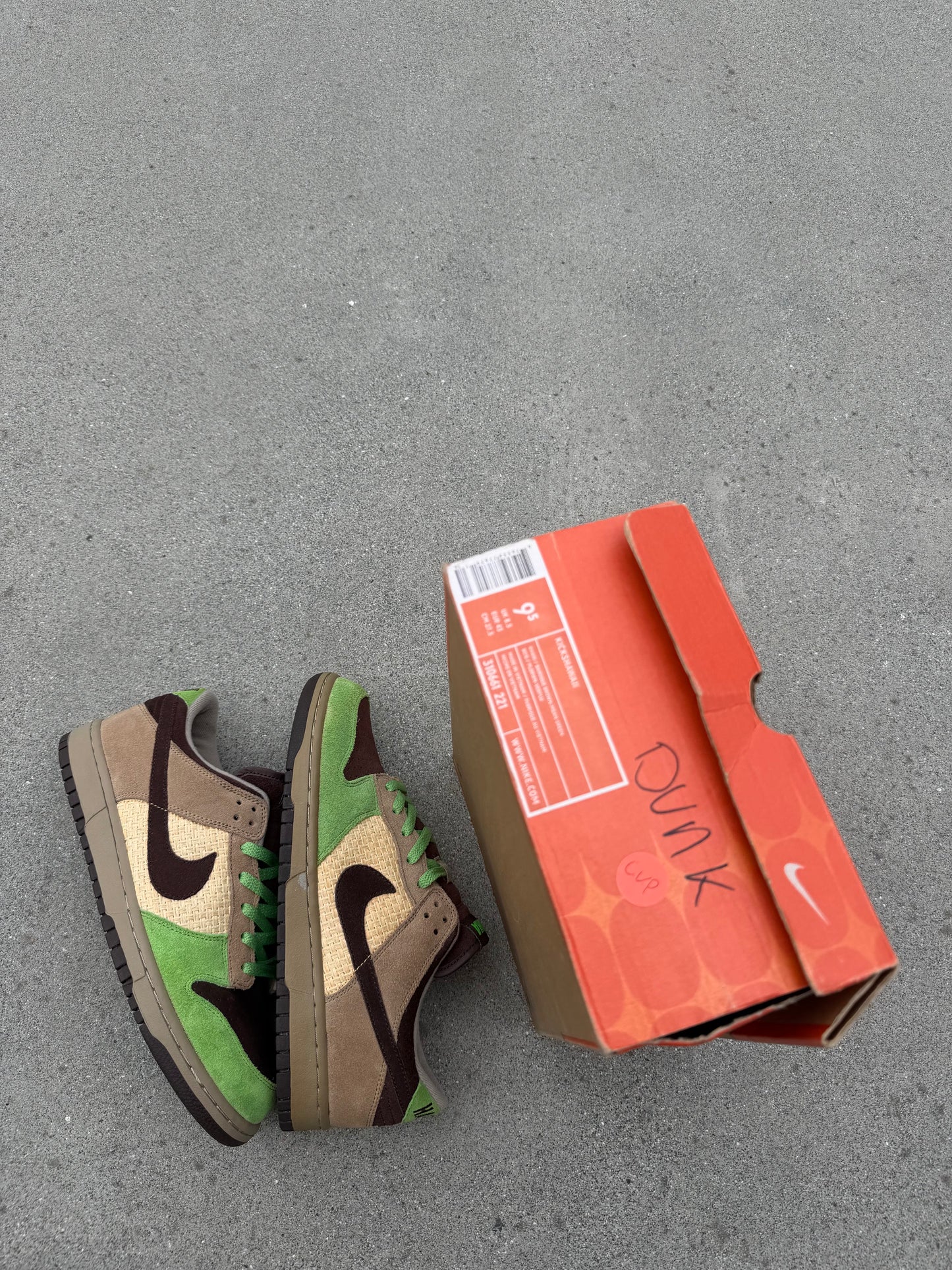 Size 9.5 - Kickshawaii x Nike Dunk Low Aloha