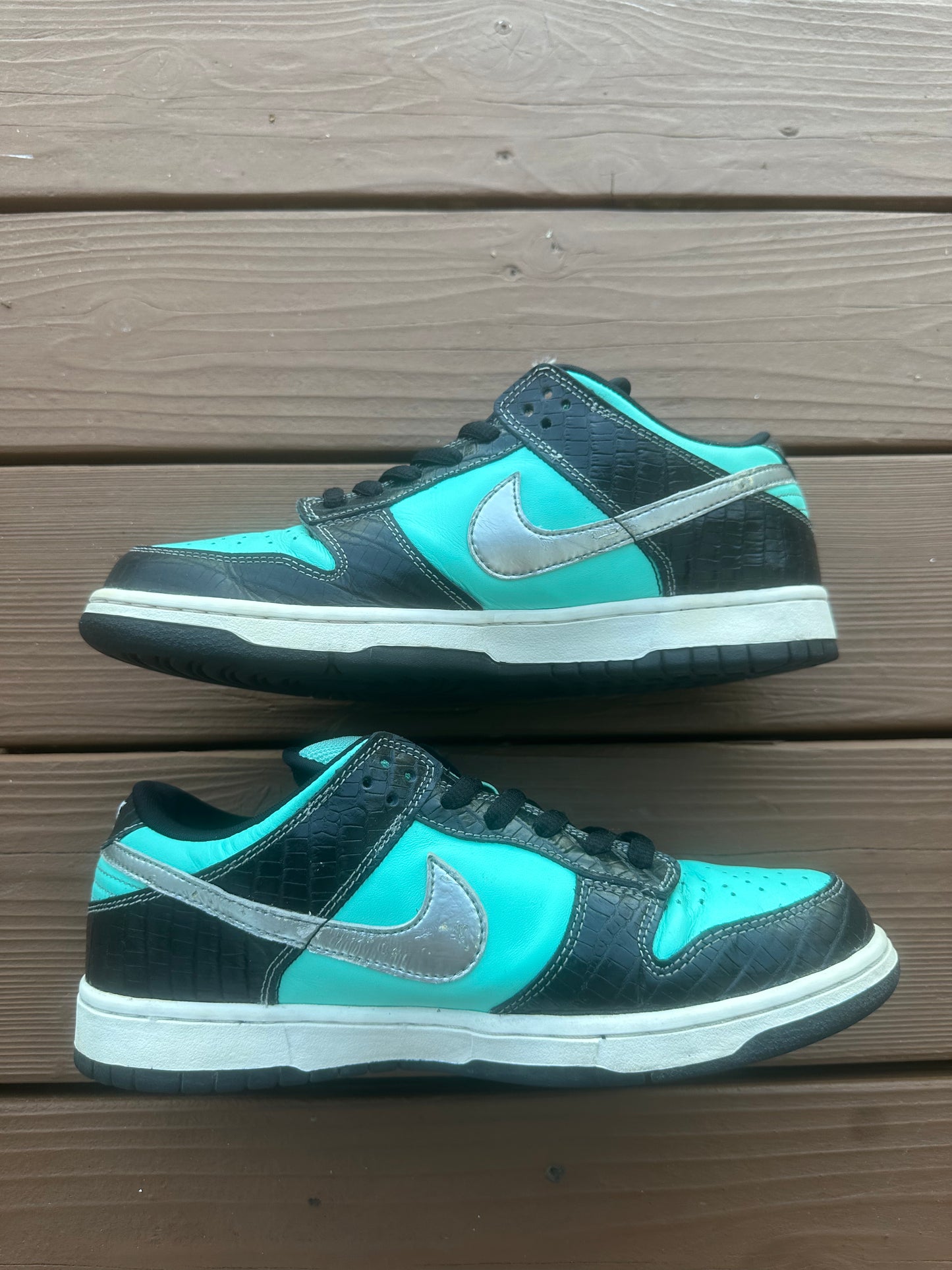 Size 10.5 - Nike SB Dunk Low Pro x Diamond Supply Co. Tiffany