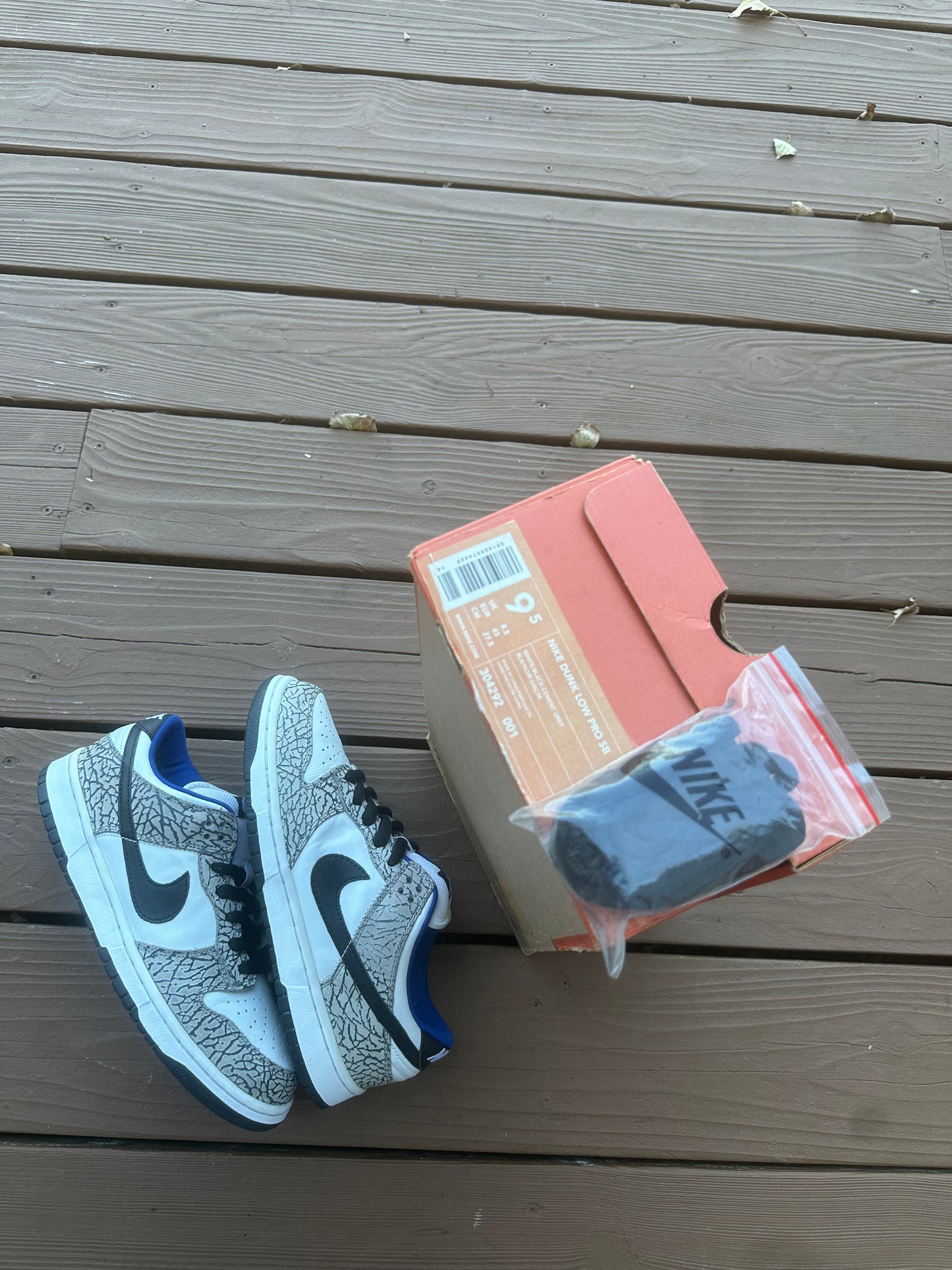 Size 9.5 - Supreme x Nike SB Dunk Low Pro White Cement