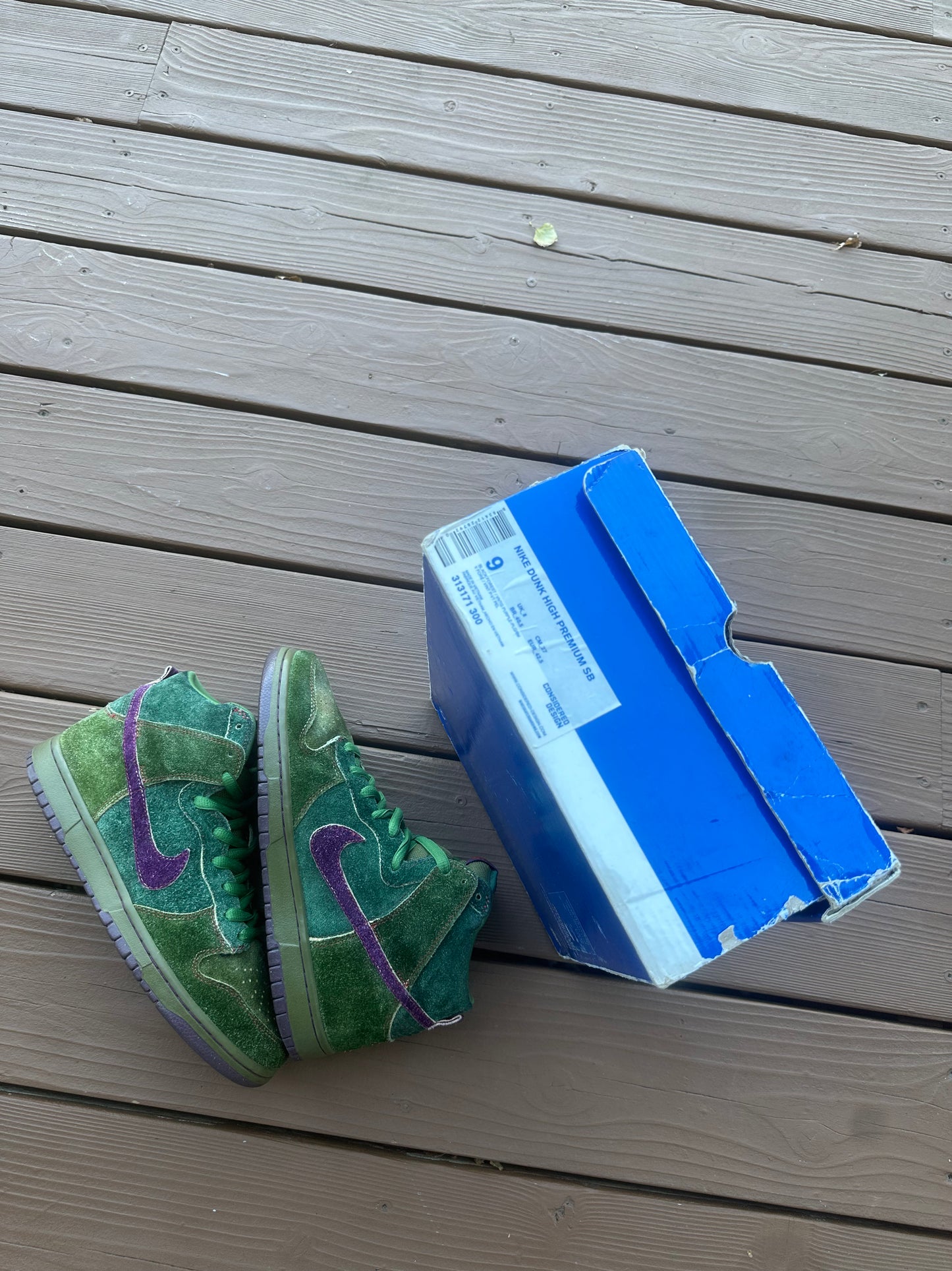 Size 9 - Nike Dunk High Premium SB Skunk