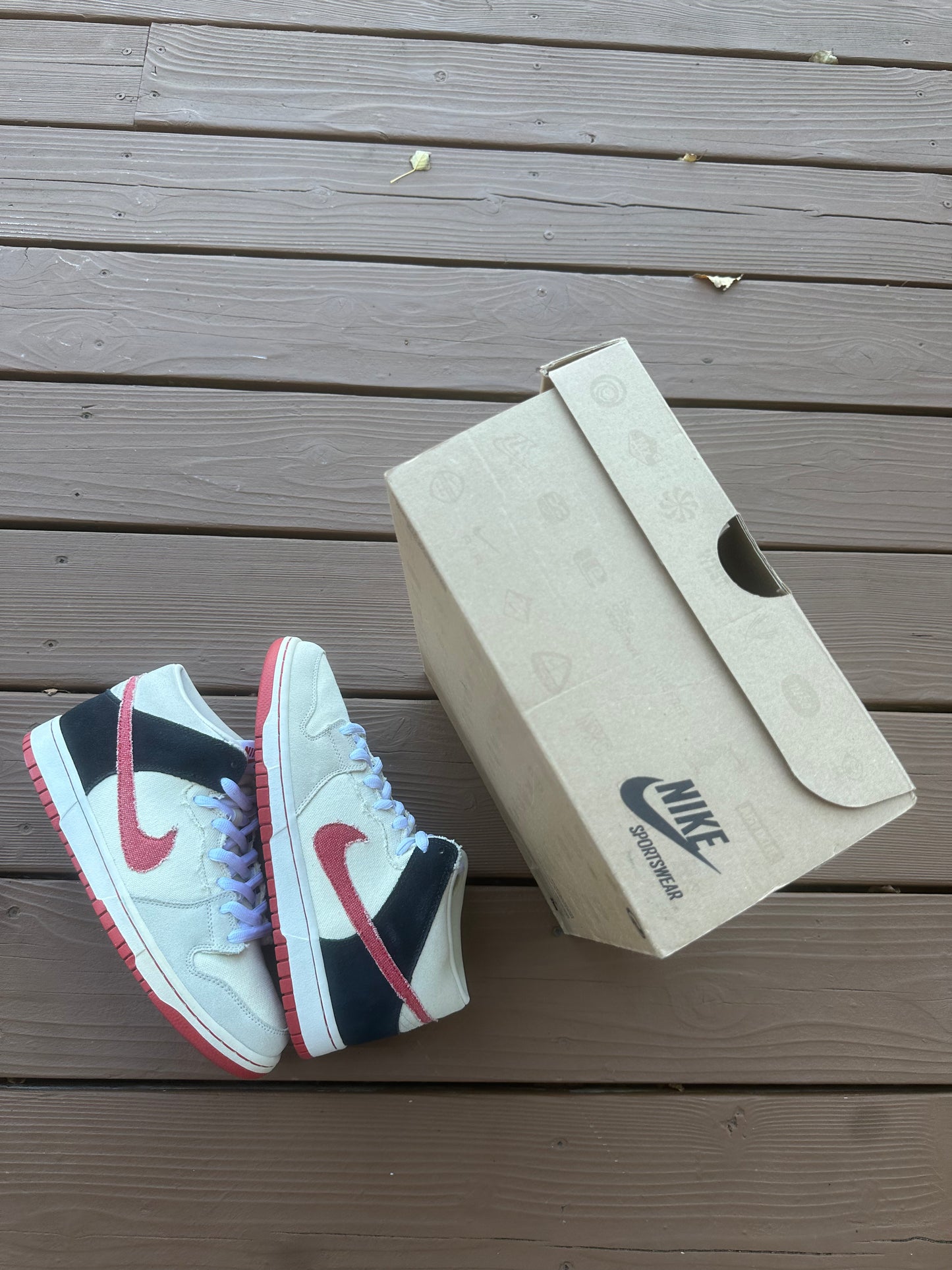 Size 9.5 - Nike Dunk Mid Pro SB Ryu