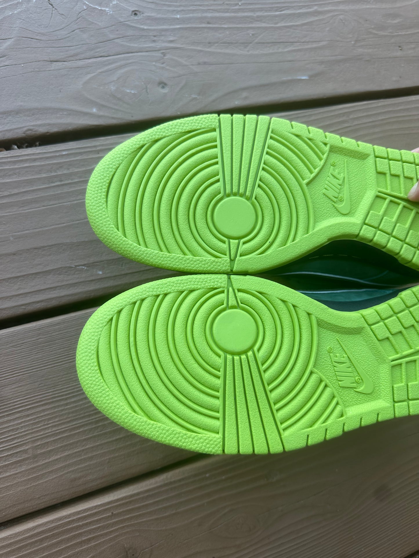 Size 9.5 - Concepts x Nike SB Dunk Low Premium Green Lobster Special Box
