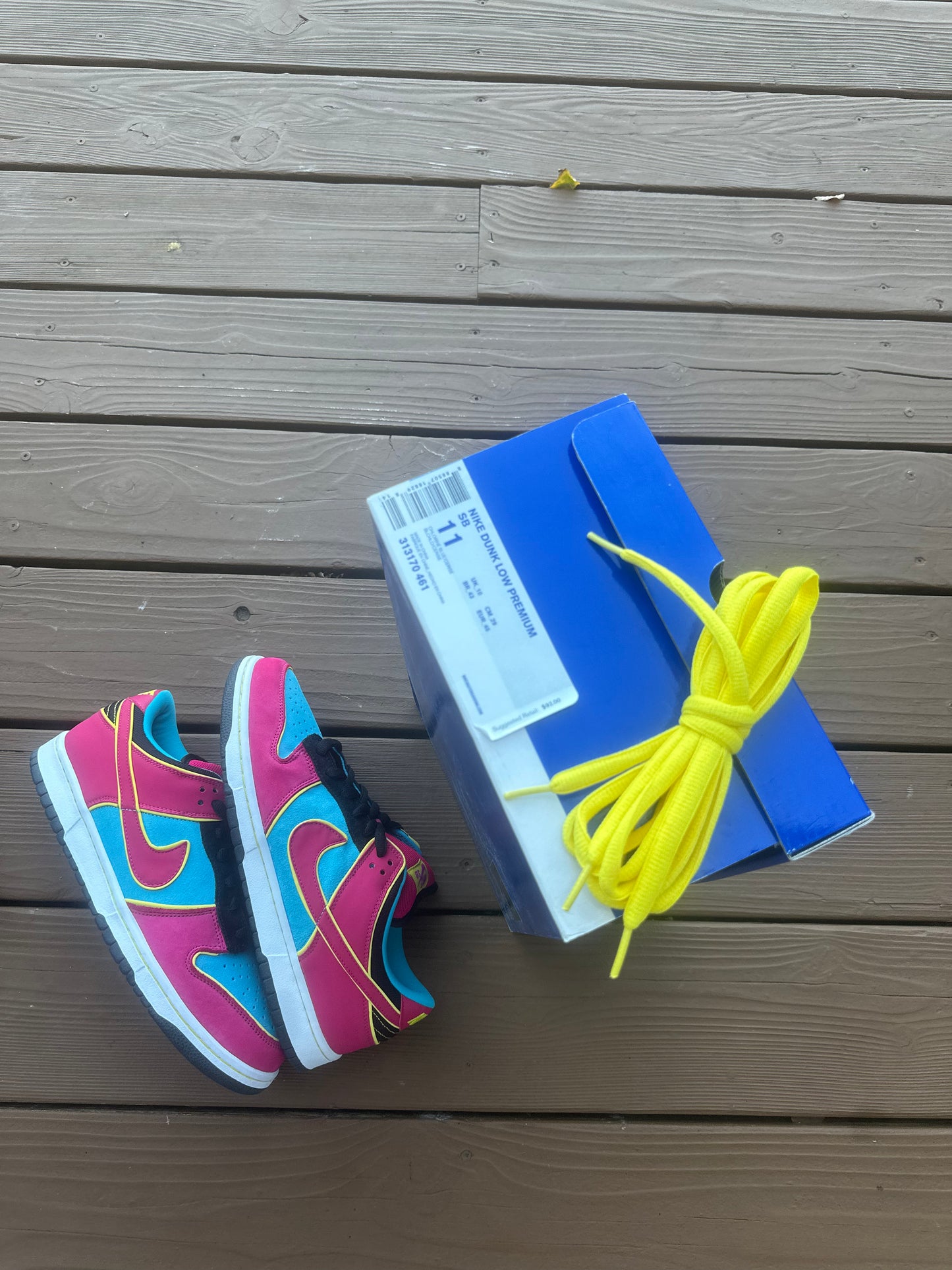Size 11 - Nike Dunk Low Pro SB Ms. Pacman