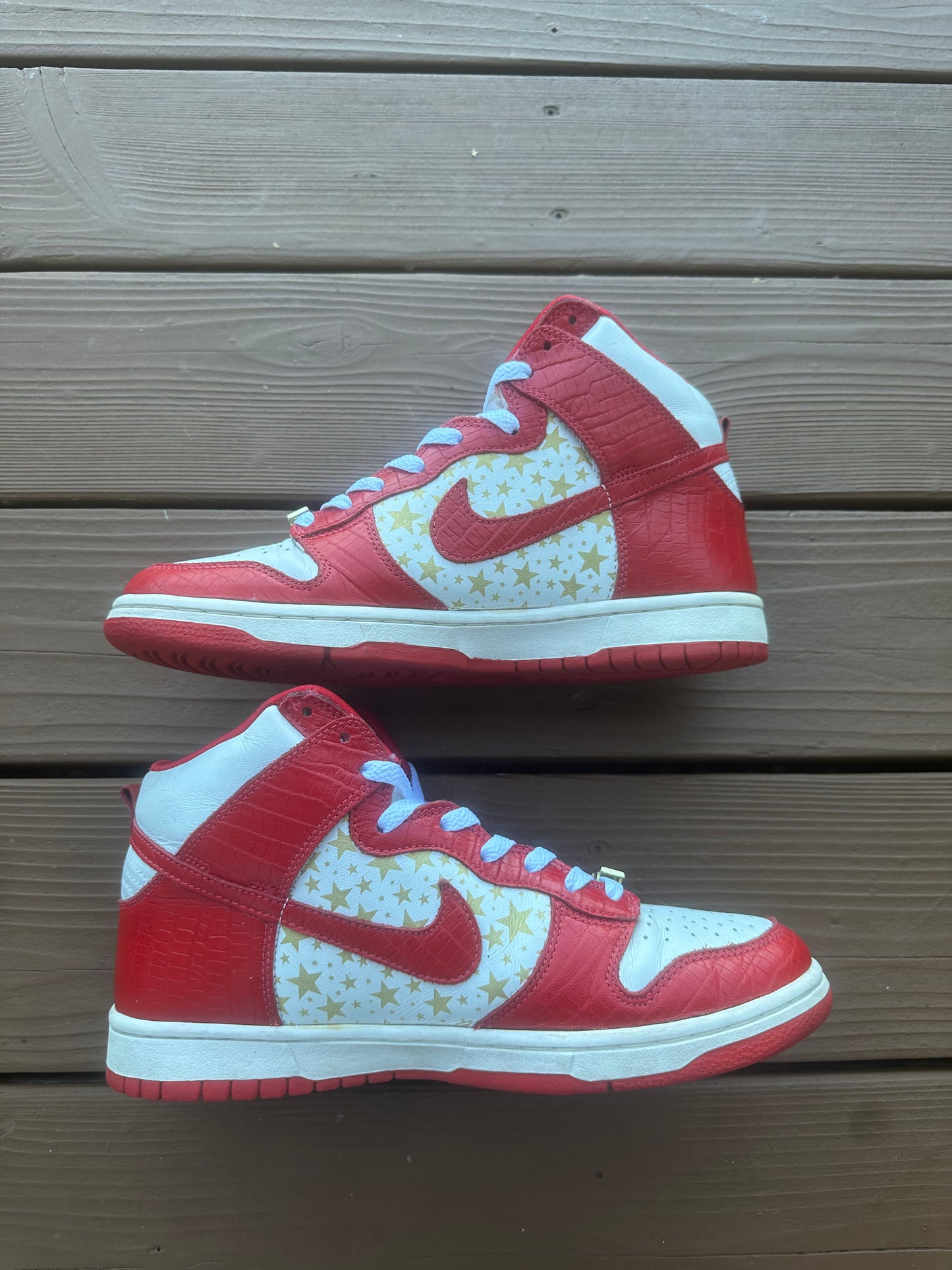 Size 10 - Supreme x Dunk High Pro SB Red Stars