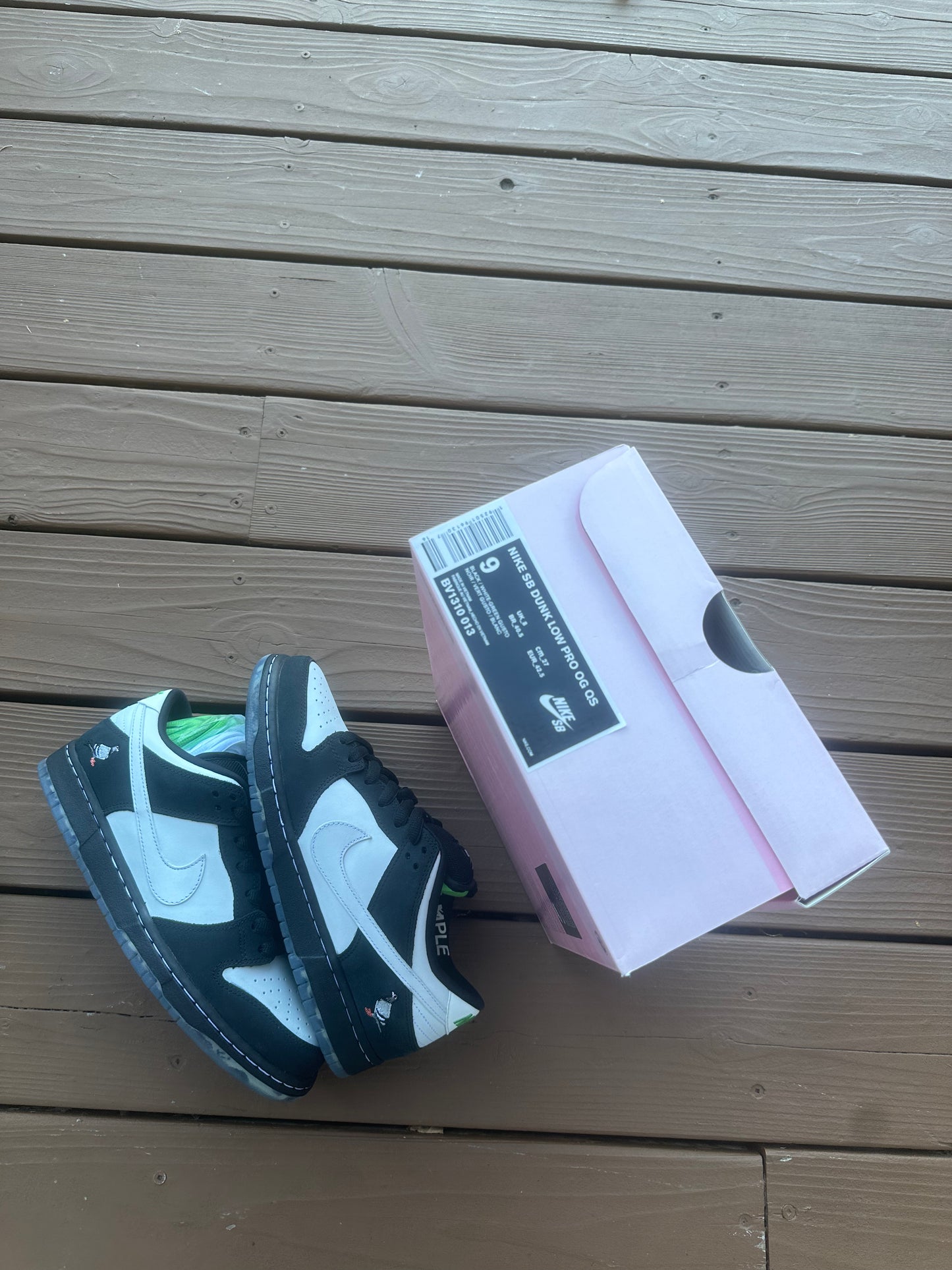 Size 9 - Jeff Staple x Nike SB Dunk Low Pro OG QS 'Panda Pigeon'
