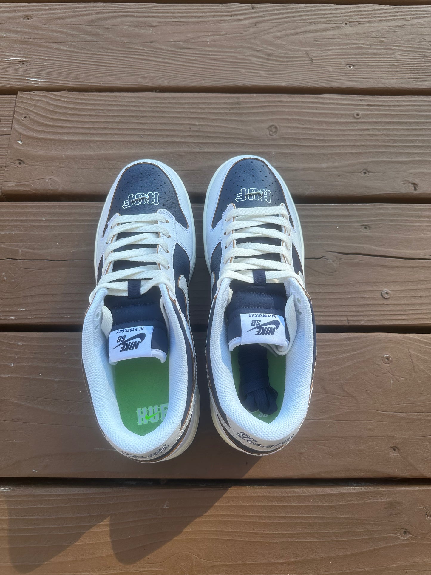 Size 9.5 - HUF x Nike SB Dunk Low 'New York'