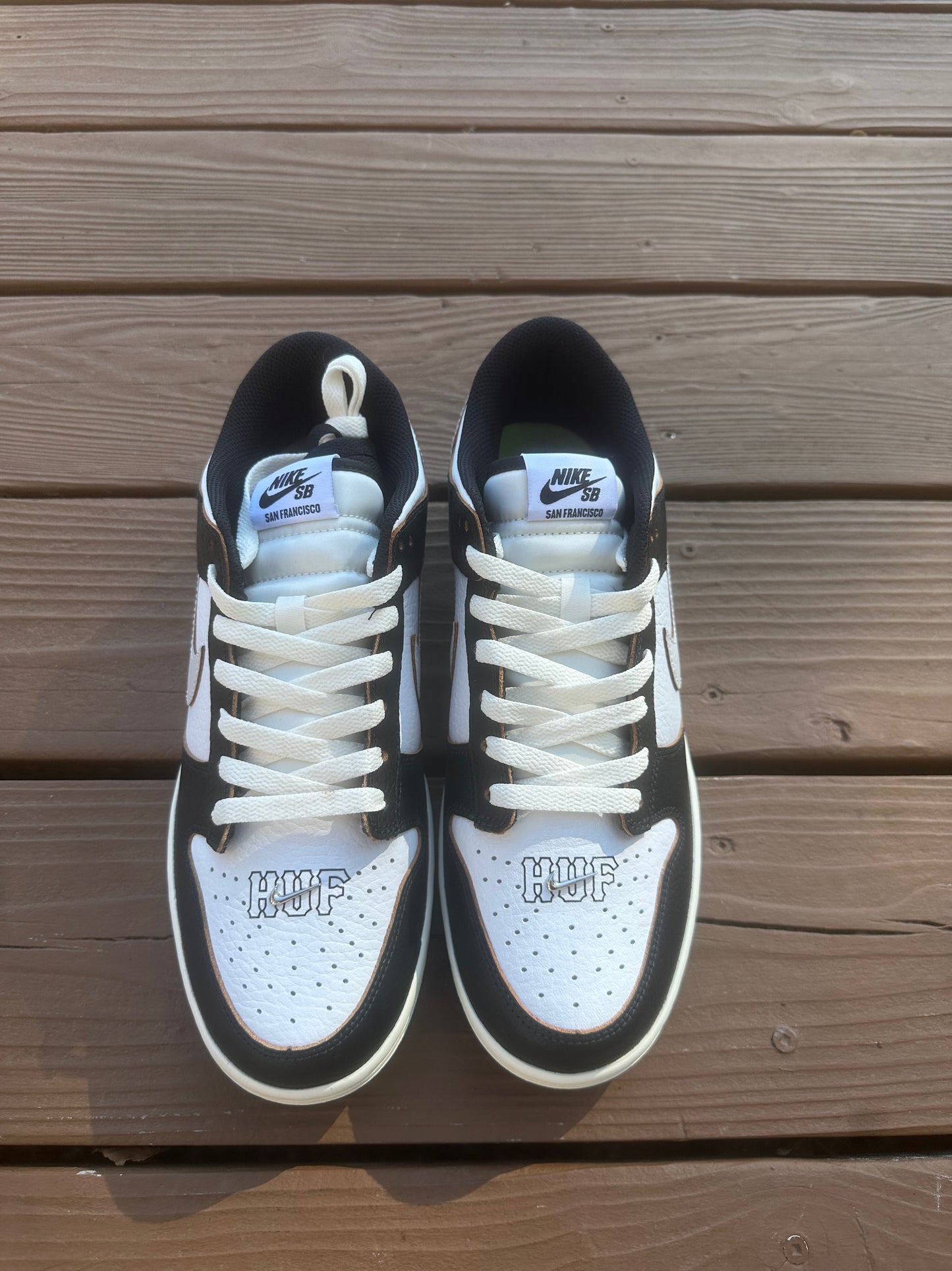 Size 9 - HUF x Nike SB Dunk Low 'San Francisco'