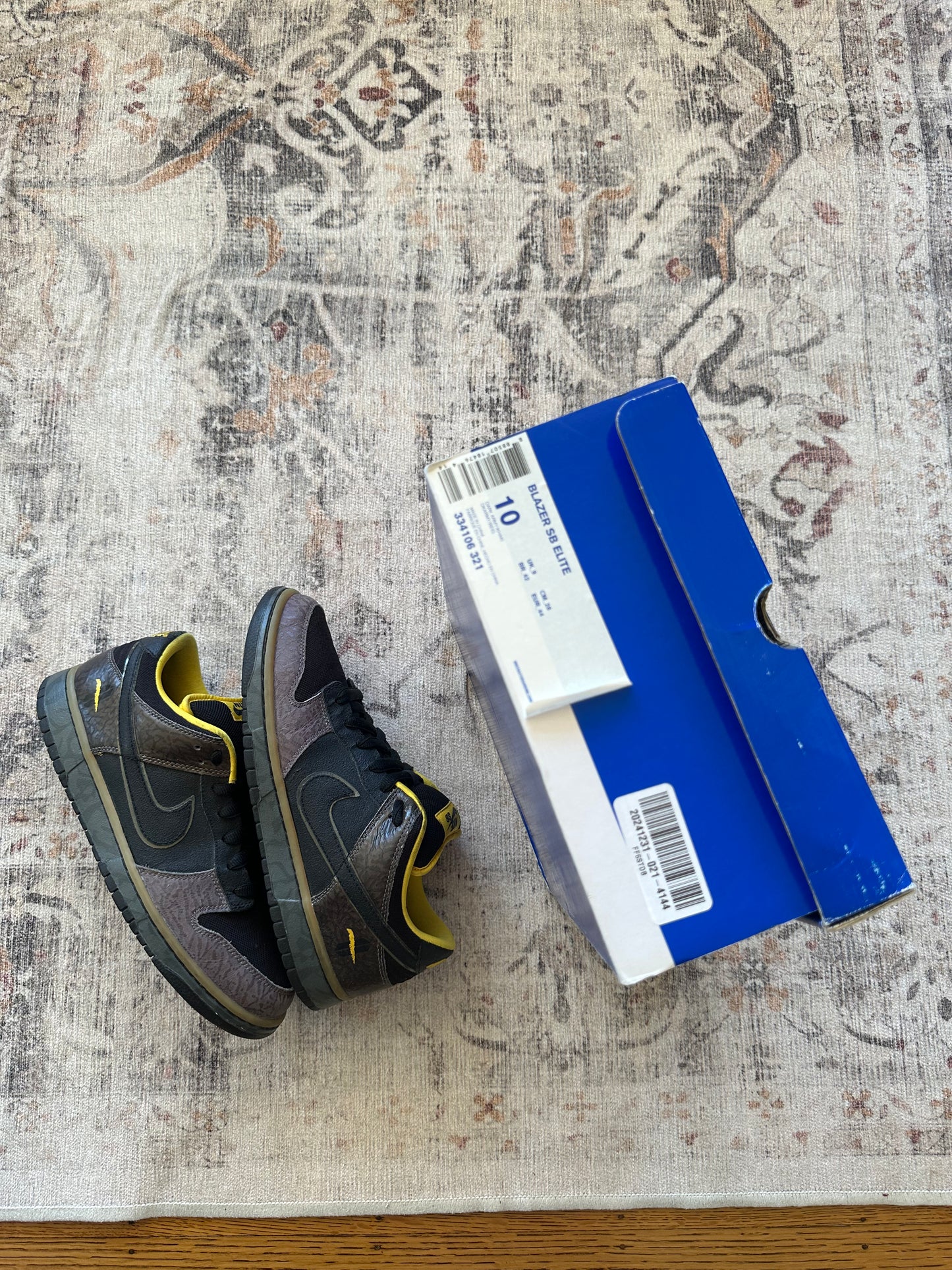 Size 10 - Nike Dunk Low Premium SB Yellow Curb