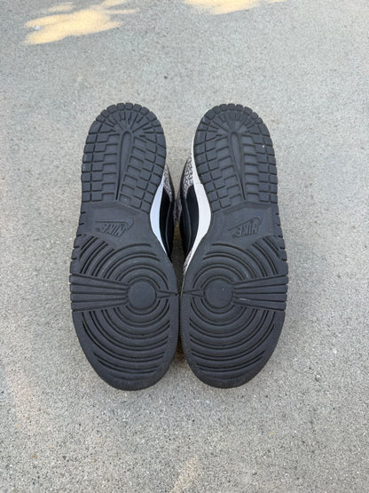 Size 9 - Supreme x Nike SB Dunk Low Pro Black Cement