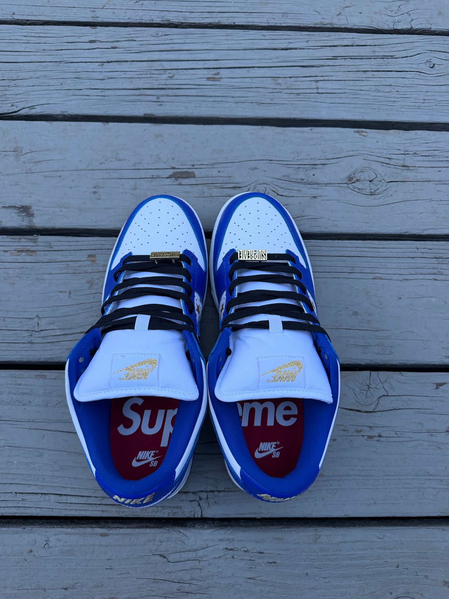 Size 10 - Supreme x Nike Dunk Low SB QS Hyper Royal