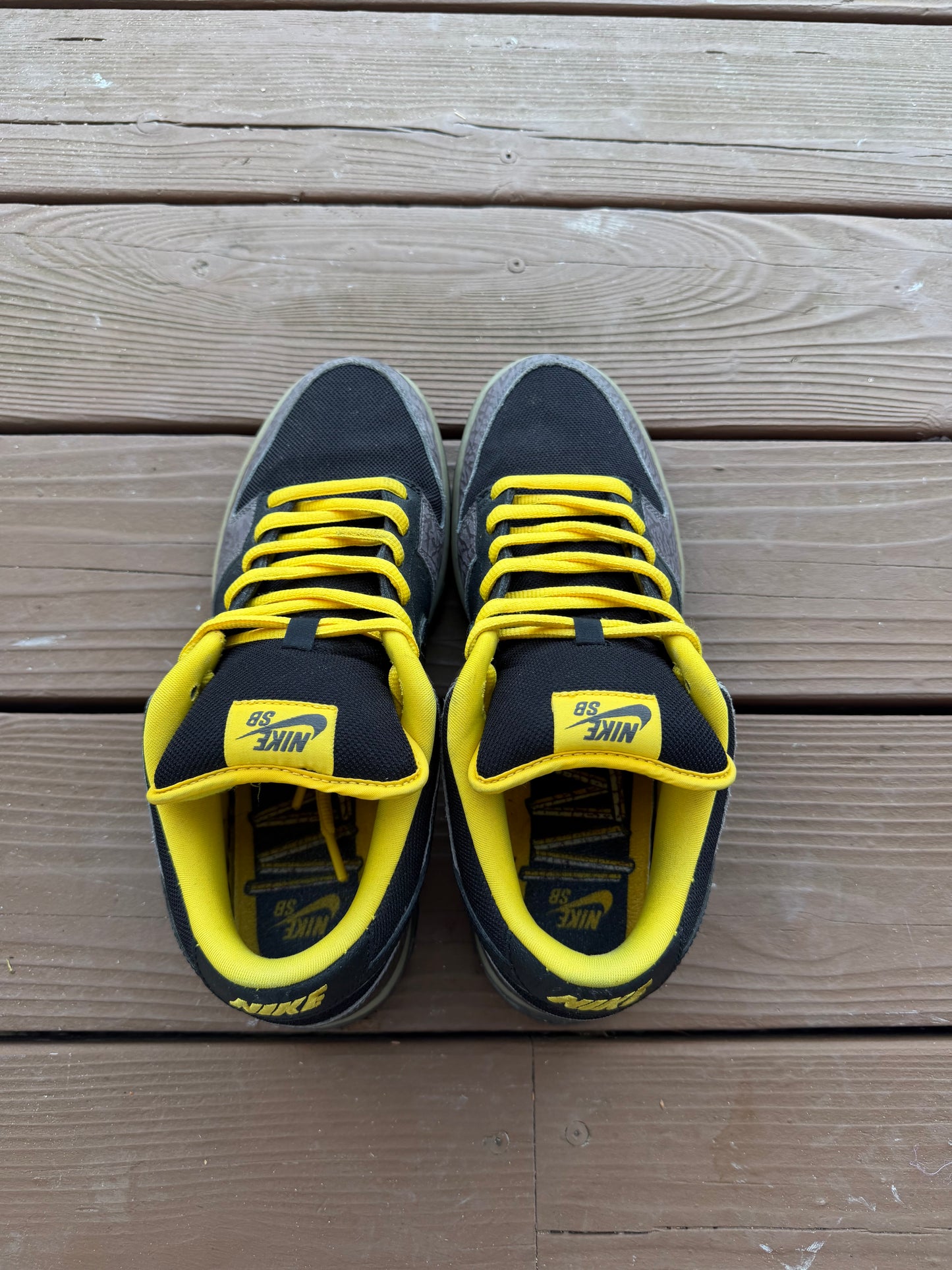 Size 10 - Nike Dunk Low Premium SB Yellow Curb