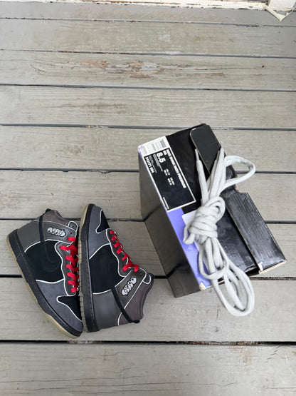 Size 8.5 - Nike Dunk High Premium SB MF DOOM