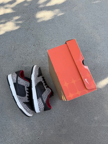 Size 9 - Supreme x Nike SB Dunk Low Pro Black Cement