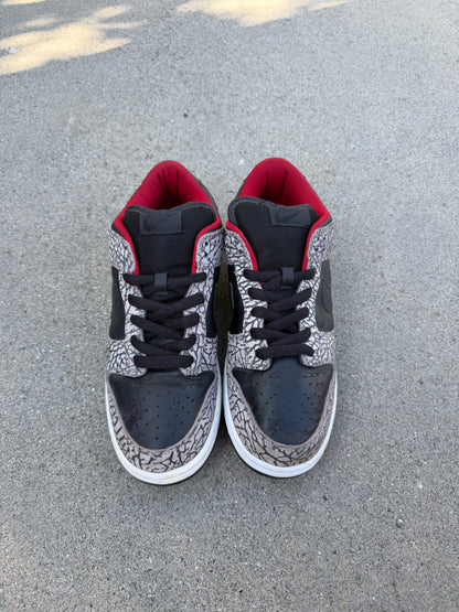 Size 9 - Supreme x Nike SB Dunk Low Pro Black Cement