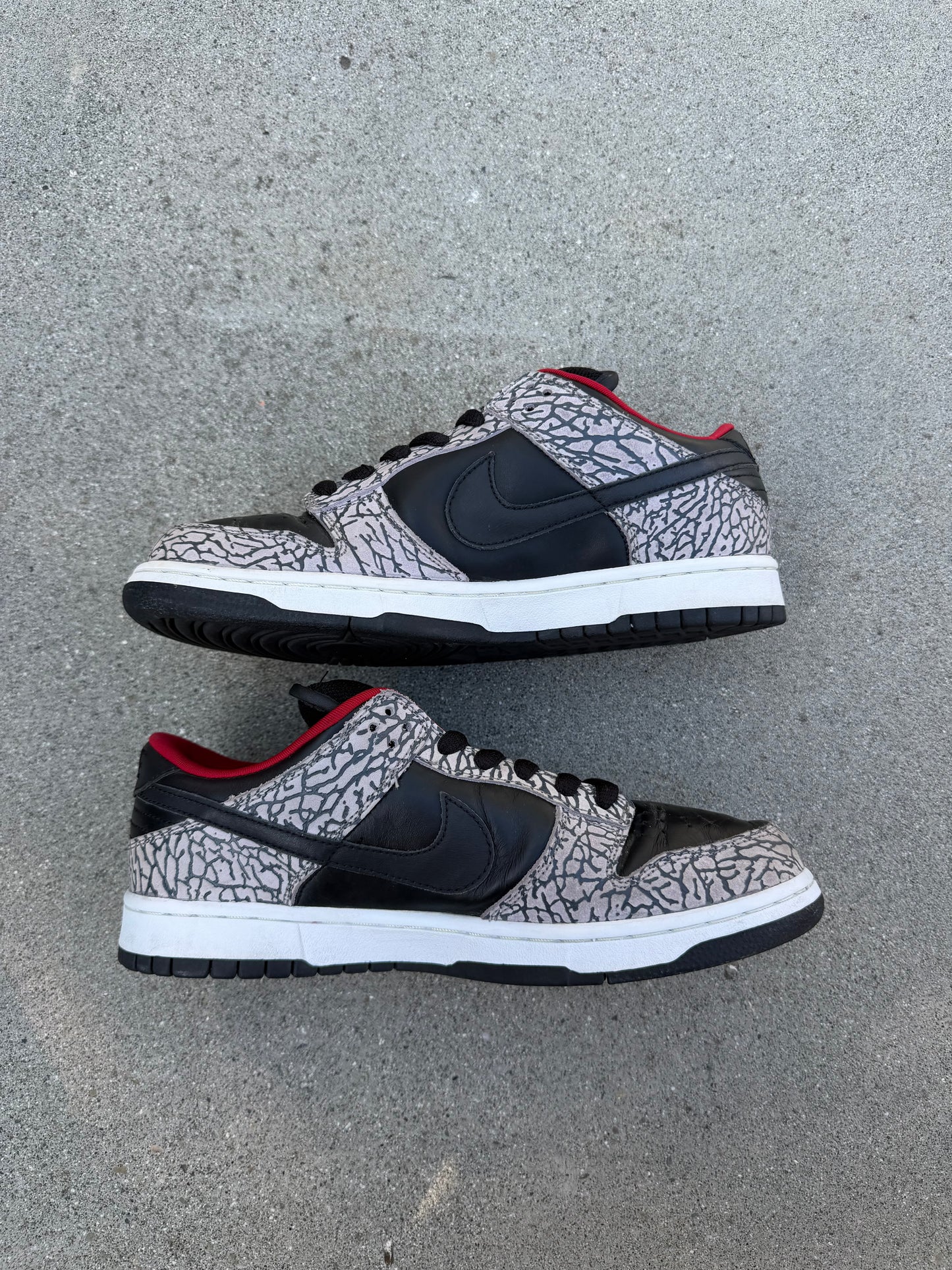 Size 9 - Supreme x Nike SB Dunk Low Pro Black Cement