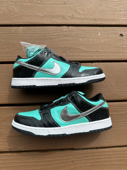 Size 8 - Nike SB Dunk Low Pro x Diamond Supply Co. Tiffany