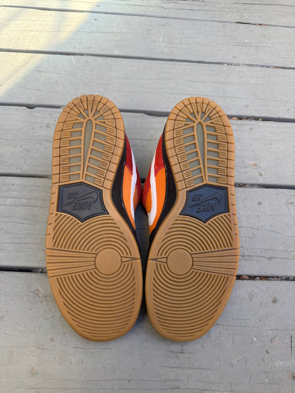Size 9 - Nike Dunk Low Pro SB Reverse Raygun
