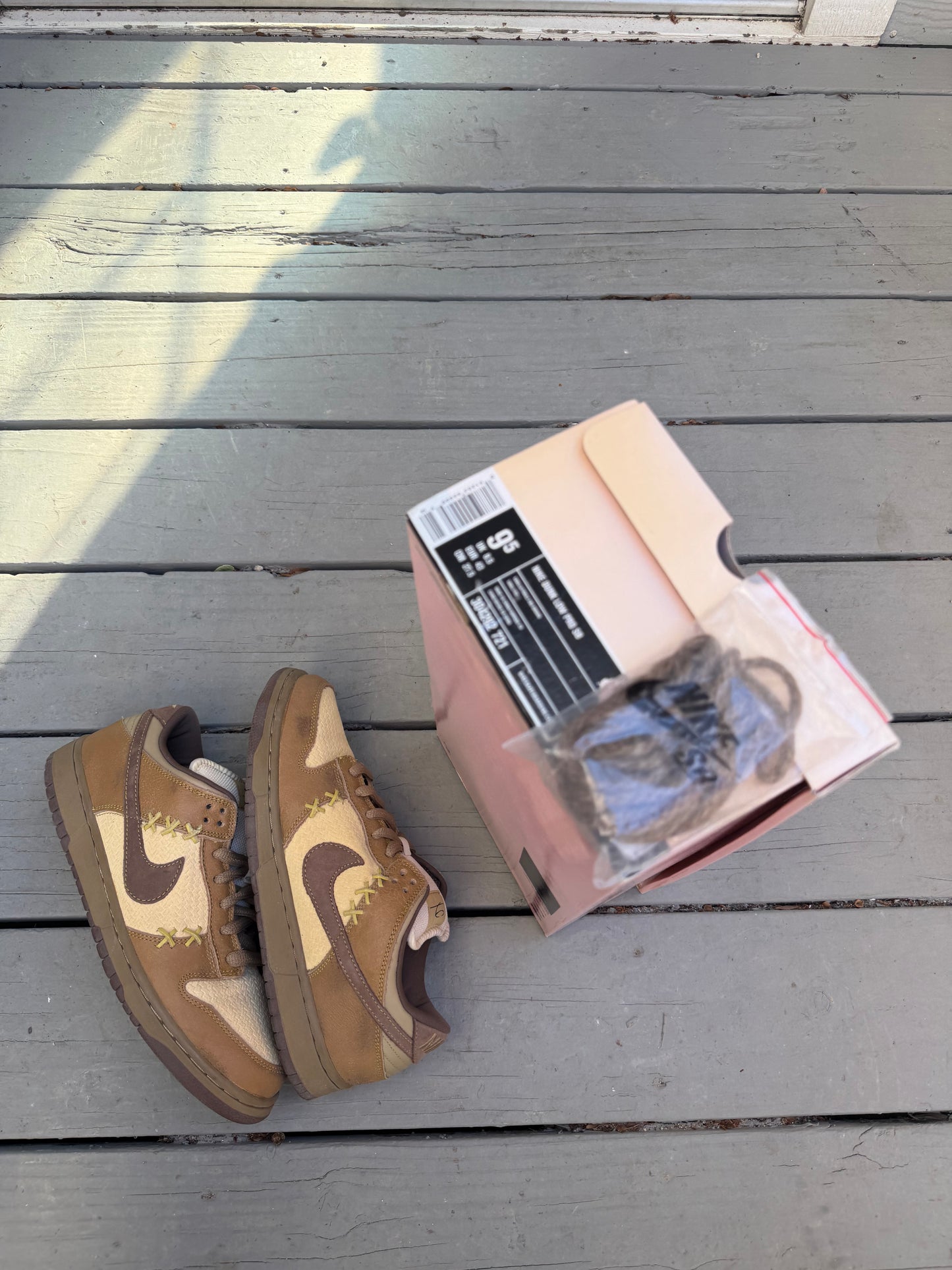 Sze 9.5 - Nike Dunk Low Pro SB Shanghai II