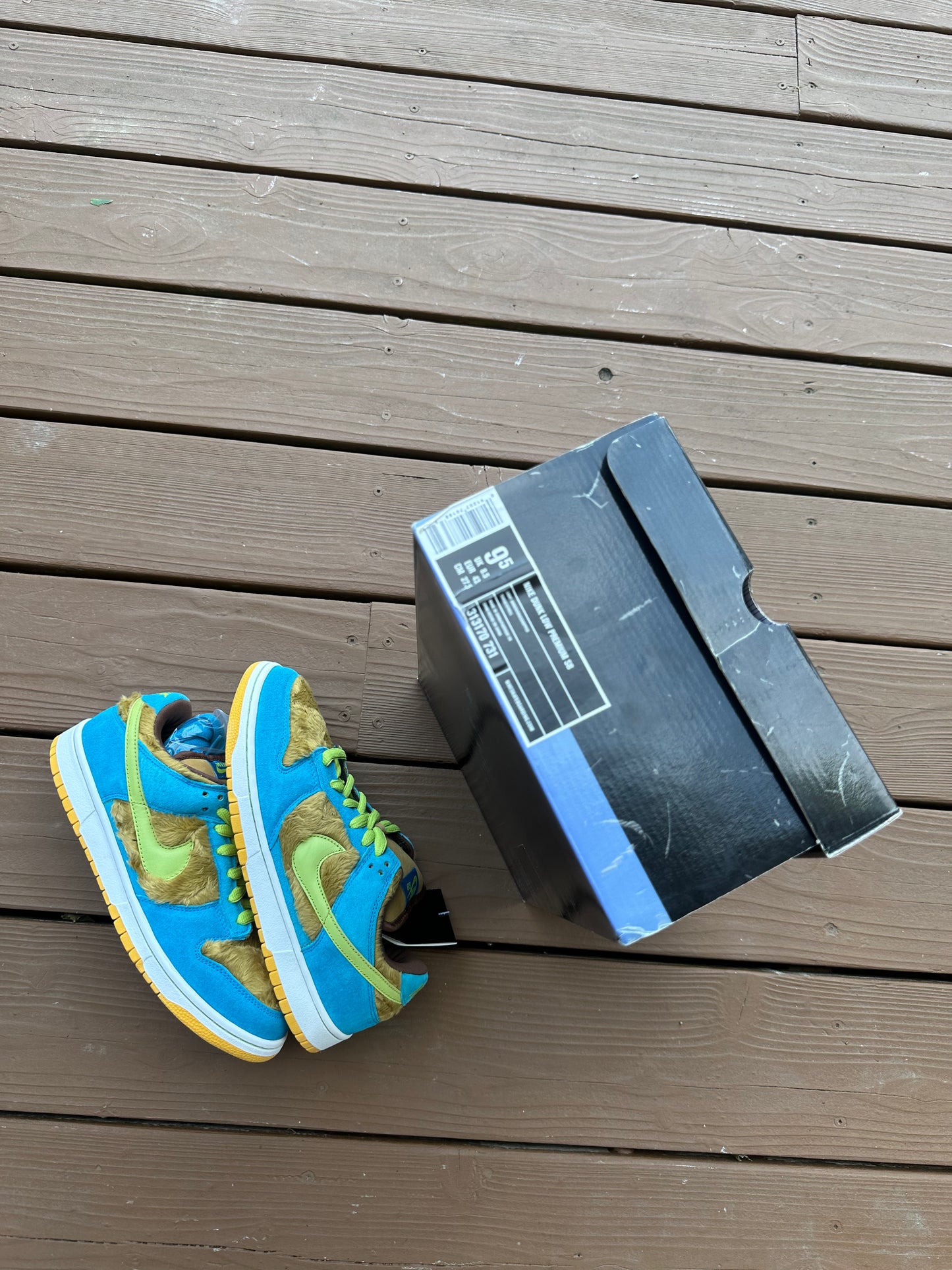 Size 9.5 - Nike Dunk Low Premium SB Baby Bear