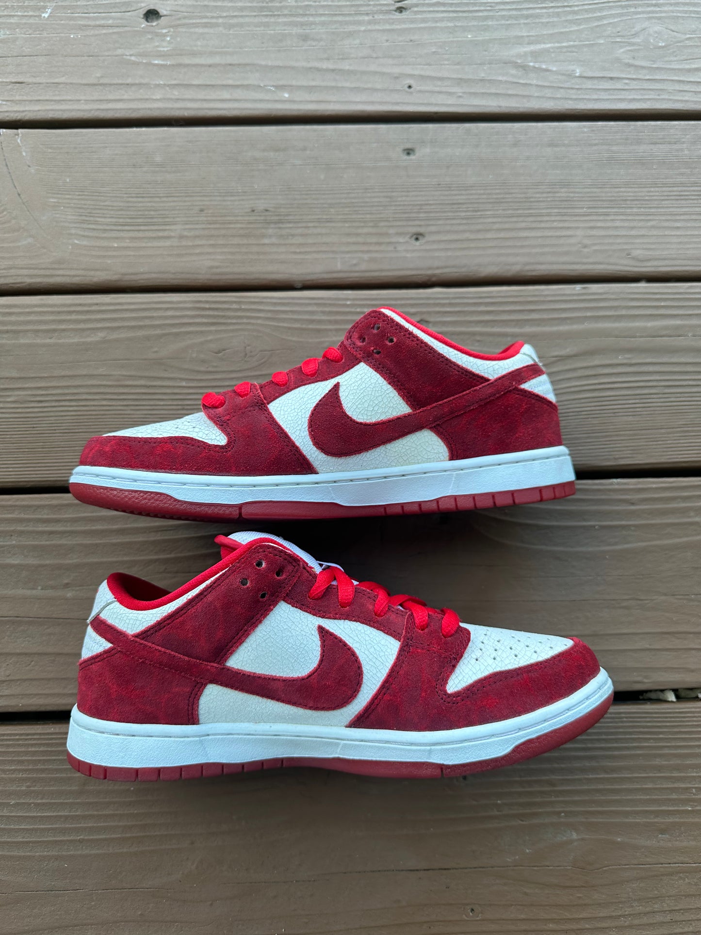 Size 8.5 - Nike Dunk Low Premium SB Valentines Day