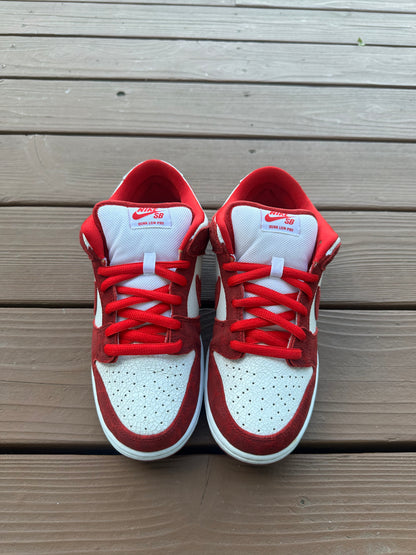 Size 8.5 - Nike Dunk Low Premium SB Valentines Day