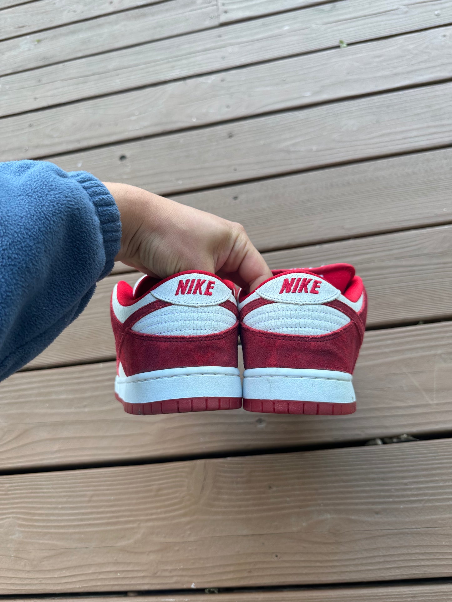 Size 8.5 - Nike Dunk Low Premium SB Valentines Day